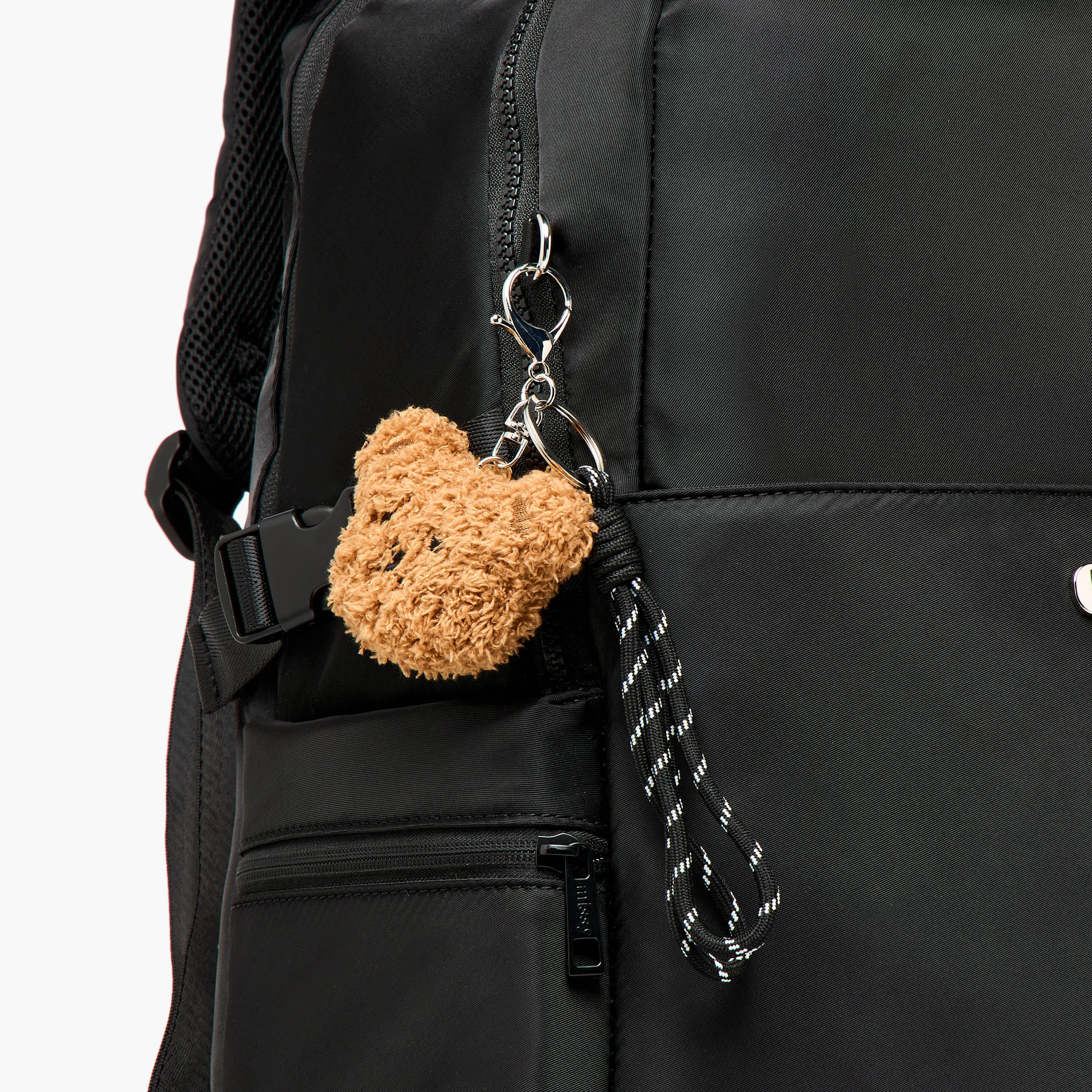 شنطة ظهر سادة بأحزمة كتف قابلة للتعديل وسحاب إغلاق من ميسي - 29x32x48 سم-women-bagsandwallets-backpacks-image-7