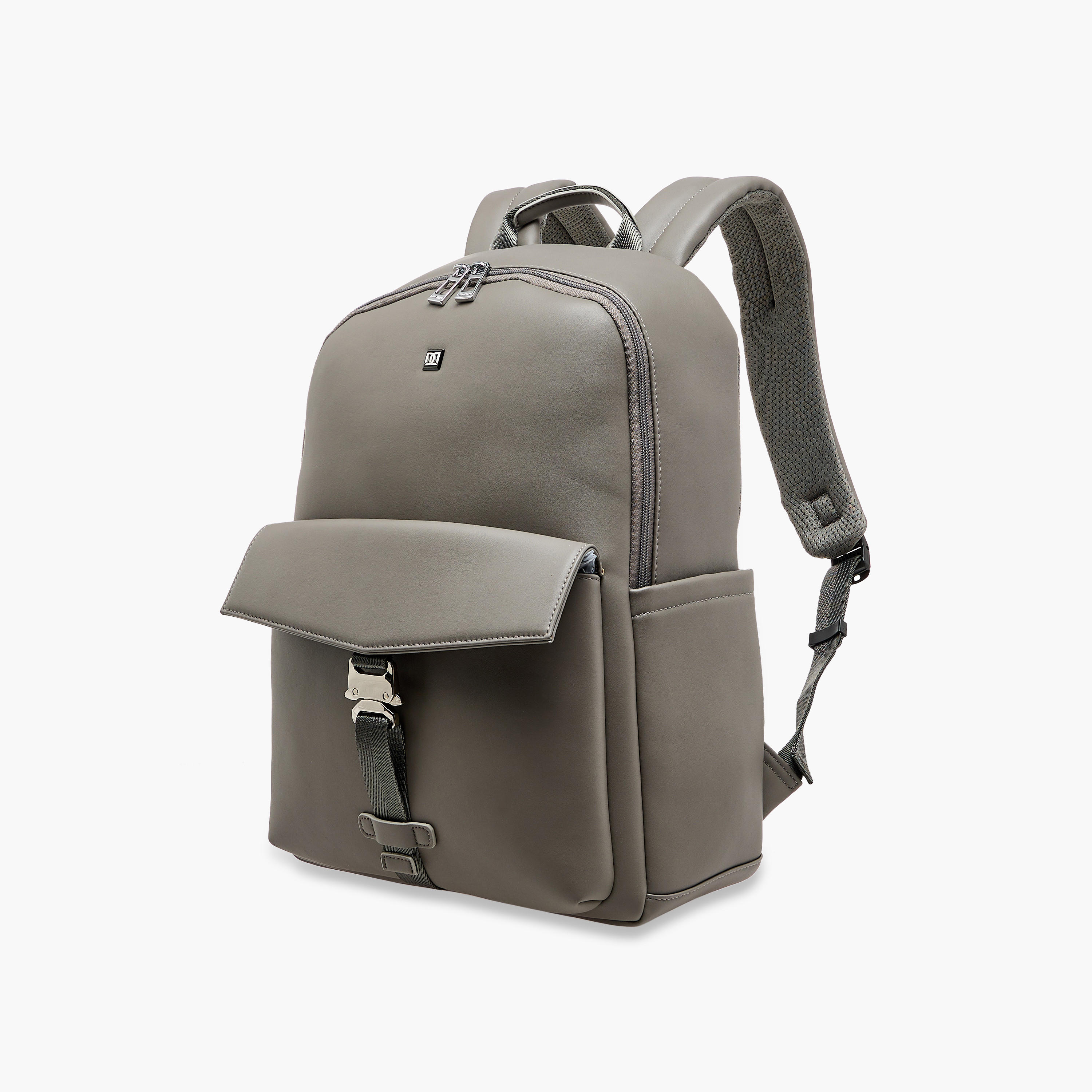 شنطة ظهر سادة بأحزمة كتف قابلة للتعديل من دوتشيني - 31x17x43 سم-travel-luggagesandbags-backpacks-image-2