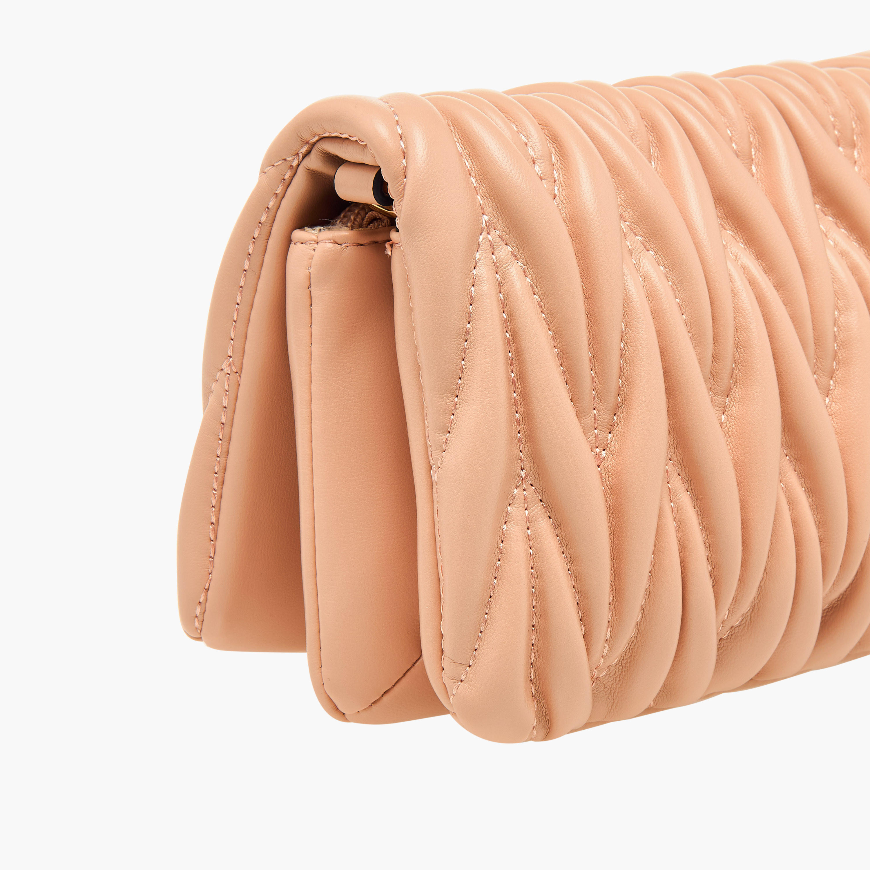 شنطة كروس بودي مبطنة بحزام سلسلة من سيليست-women-bagsandwallets-handbags-image-6