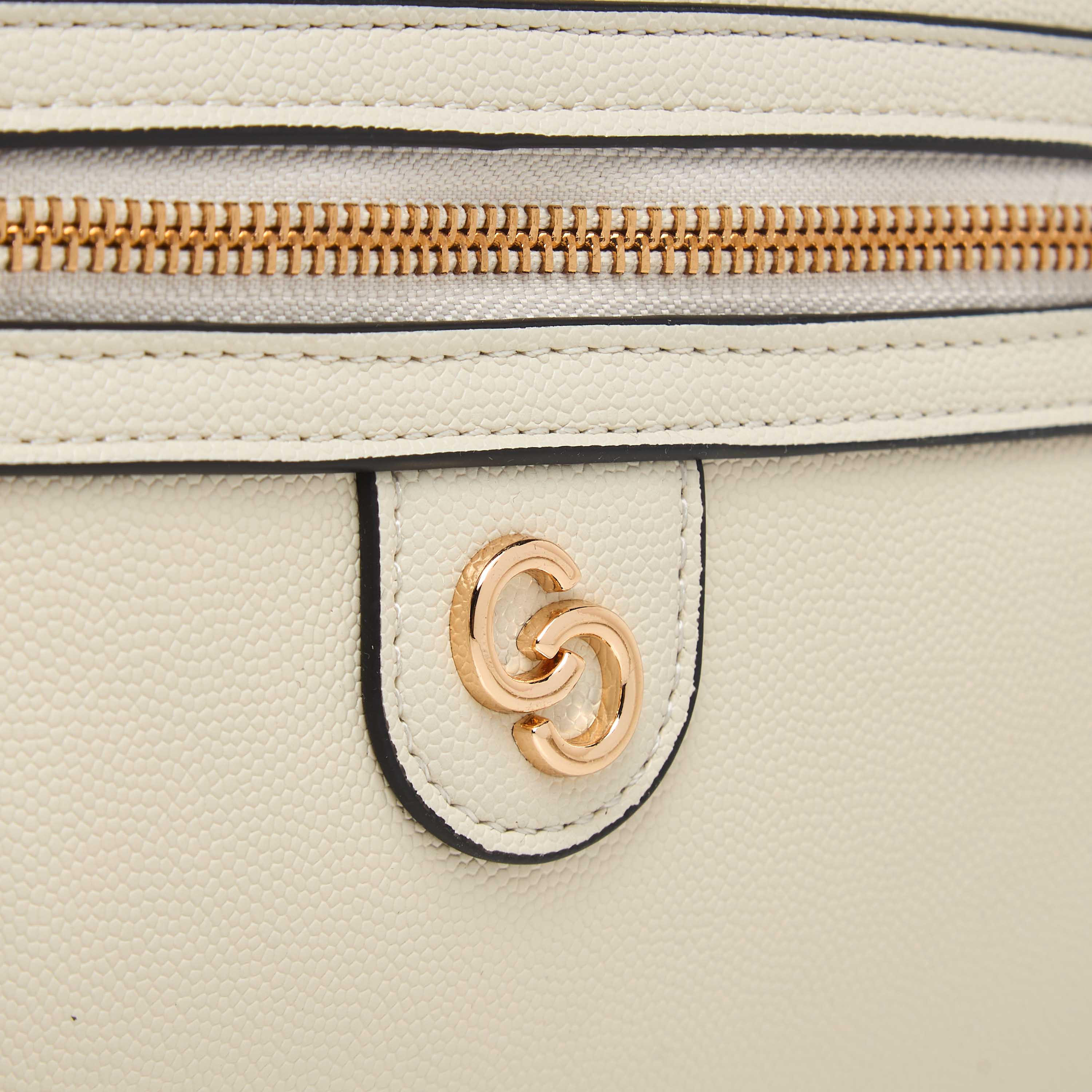 شنطة كروس بودي سادة بسحاب إغلاق من سيليست-women-bagsandwallets-handbags-image-6