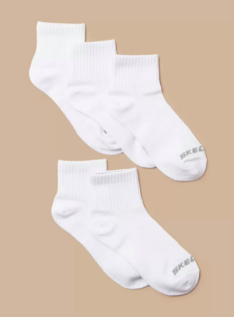 طقم جوارب 5 أزواج بطول الكاحل وبطبعات من سكيتشرز-girls-accessories-socks-image-2