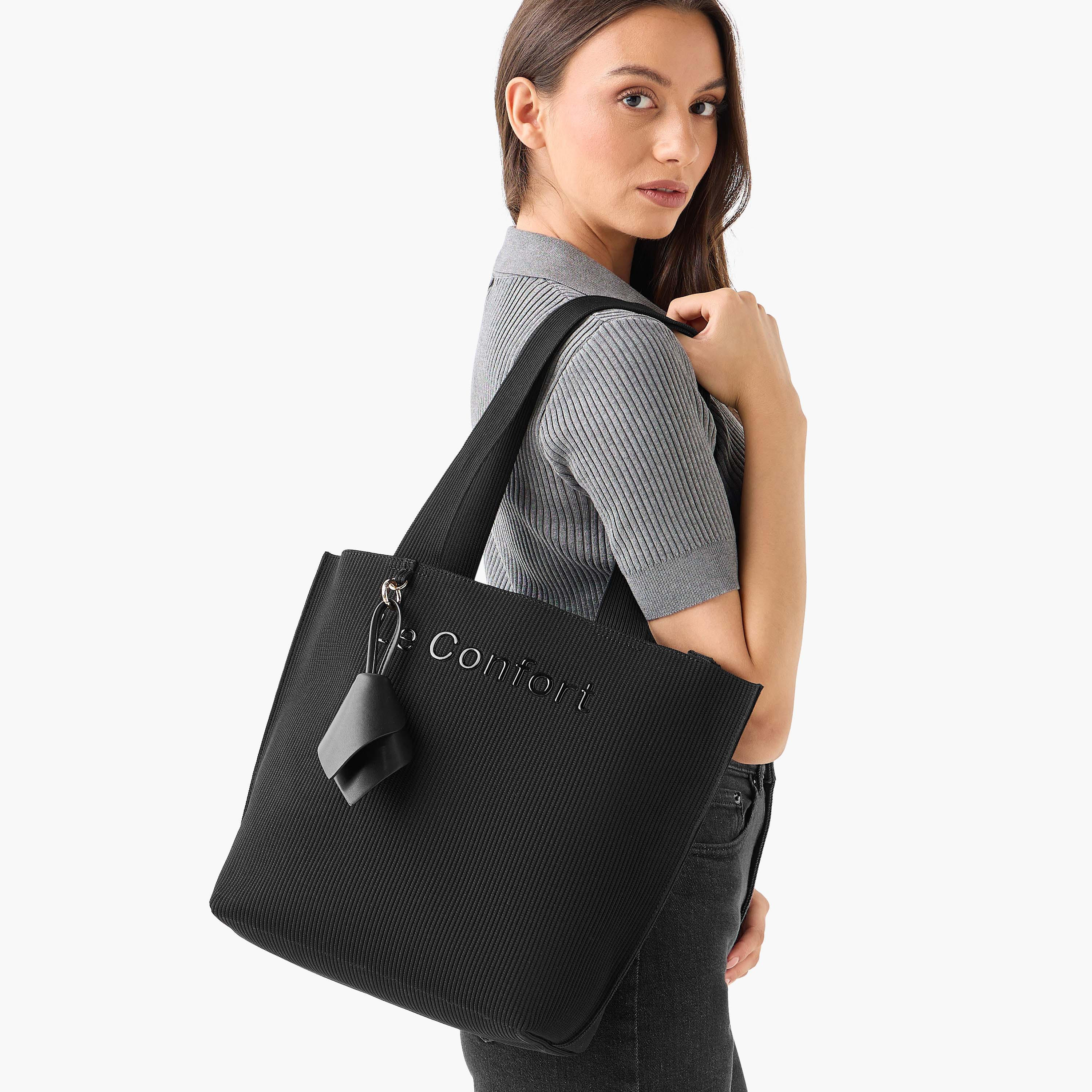 شنطة توتي بارزة الملمس بمقبض مزدوج من لو كونفورت-women-bagsandwallets-handbags-image-2