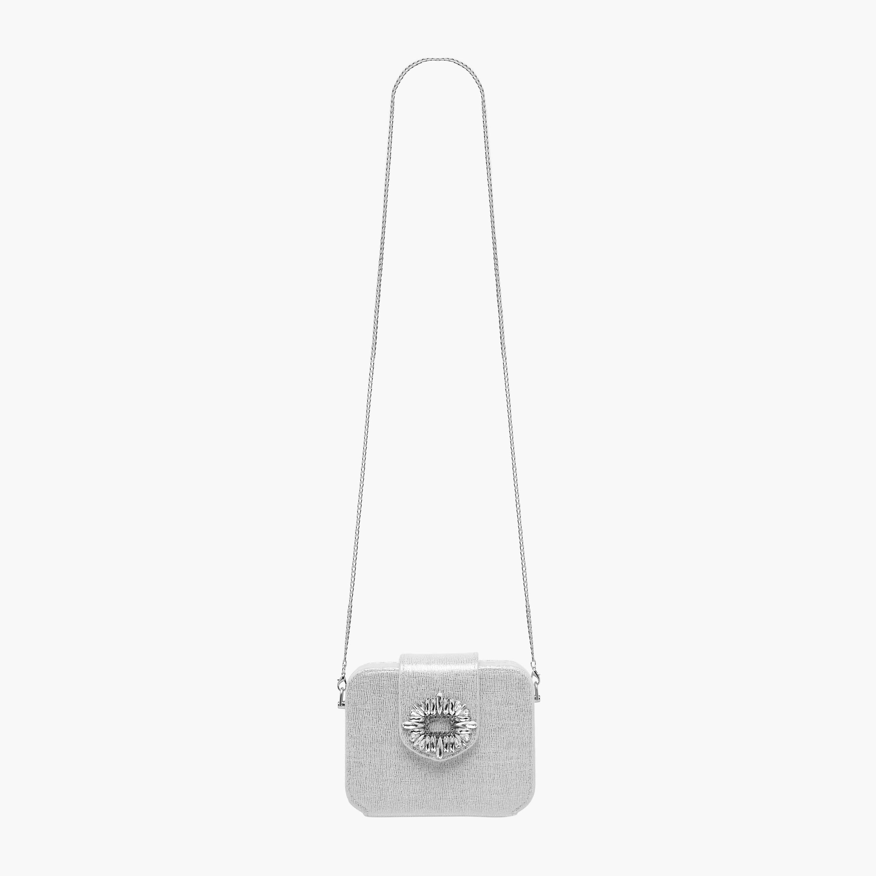 شنطة كلاتش مزينة بسلسلة معدنية من سيليست-women-bagsandwallets-handbags-image-4