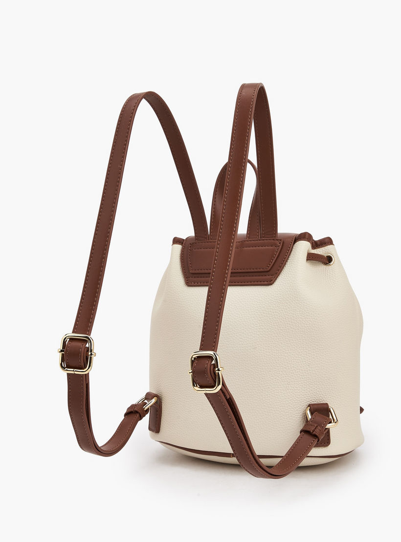 شنطة ظهر بارزة الملمس بطيّة إغلاق من ميسي-women-bagsandwallets-backpacks-image-4