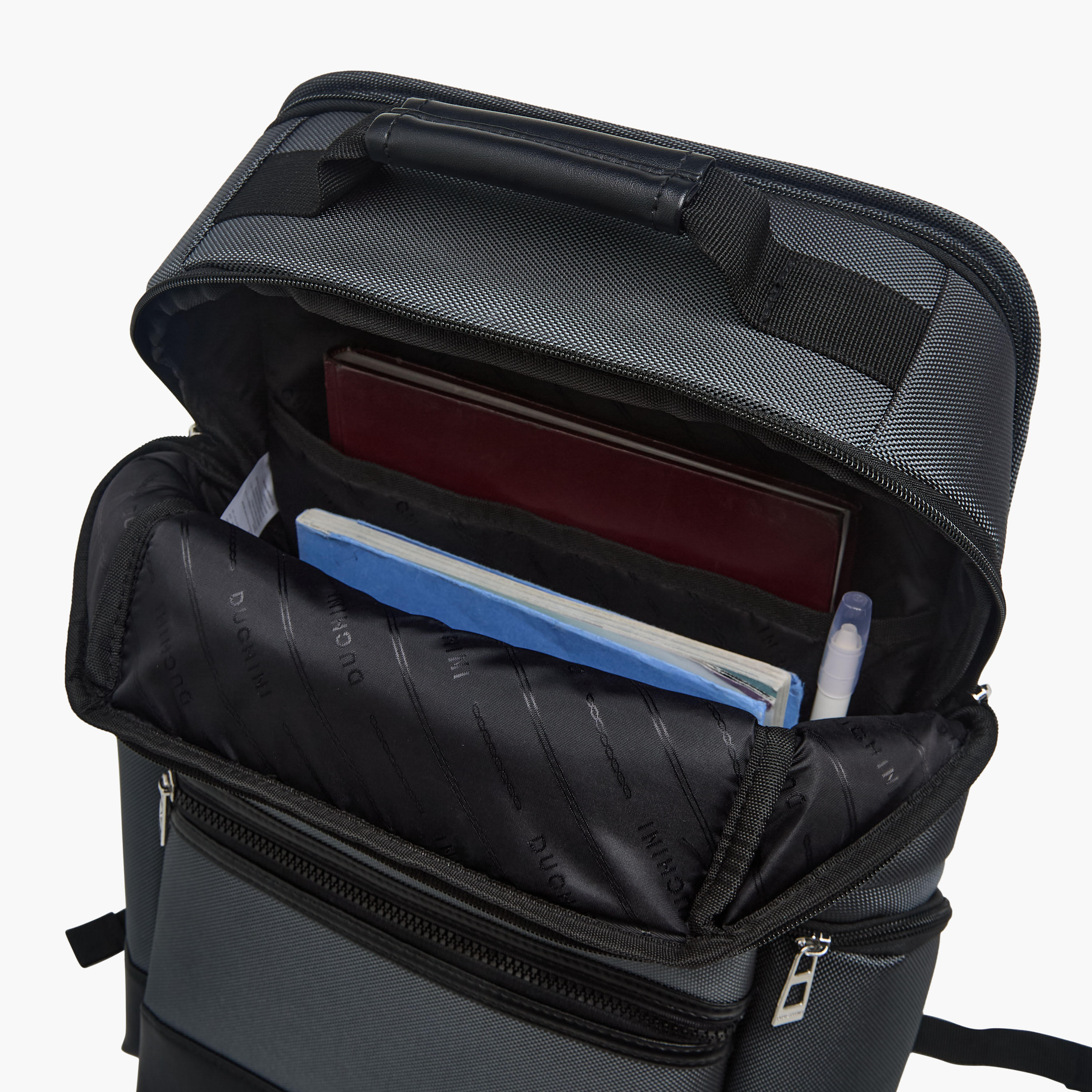 شنطة ظهر بأحزمة قابلة للتعديل للرجال من دوتشيني-travel-luggagesandbags-backpacks-image-8
