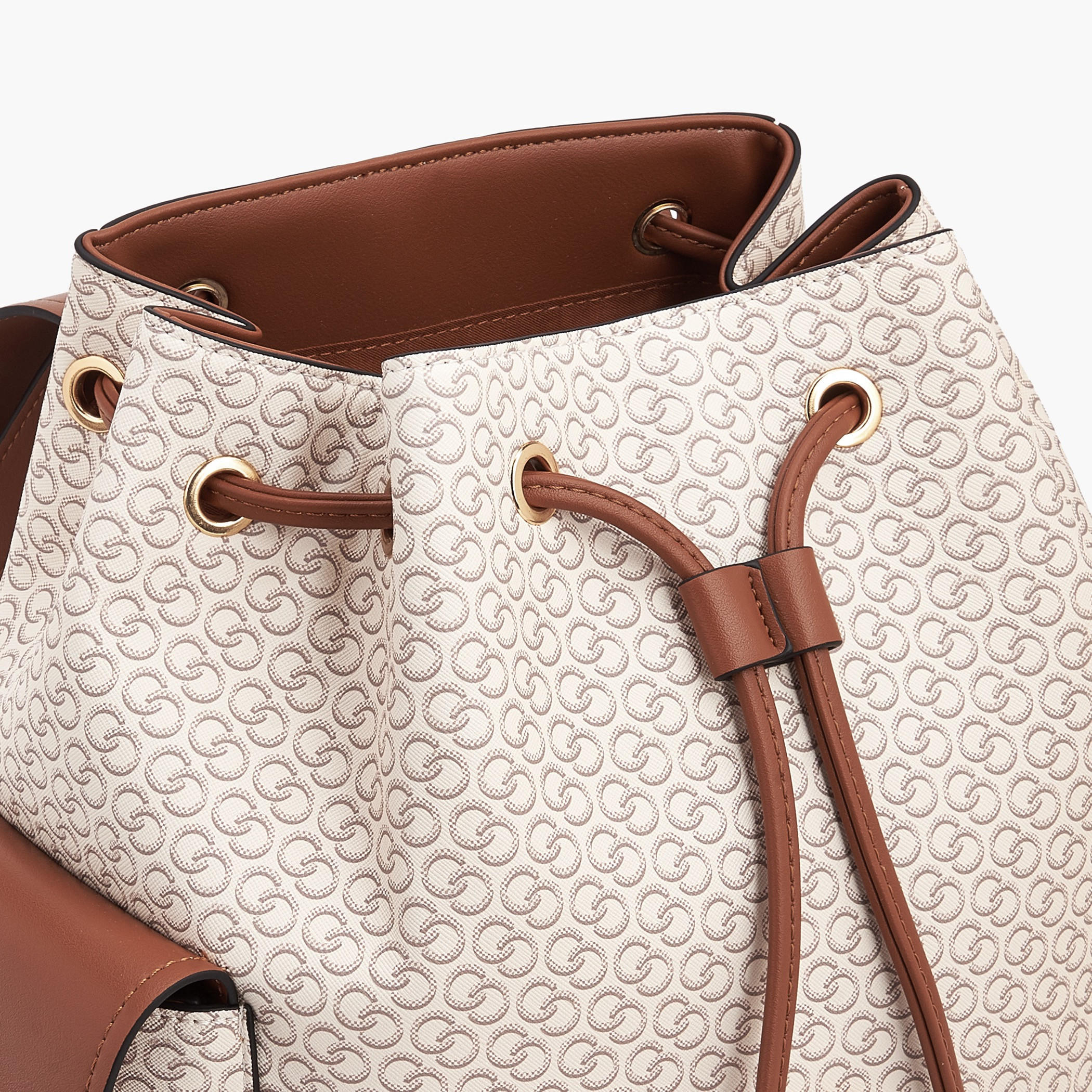 شنطة ظهر بطبعات وإغلاق رباط من سيليست-women-bagsandwallets-backpacks-image-7