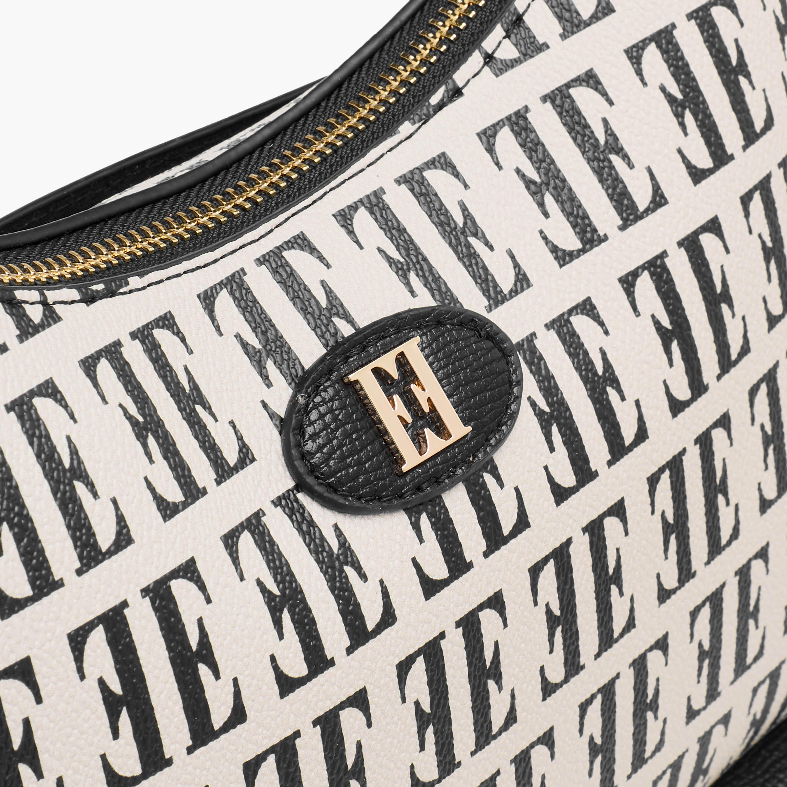 شنطة كتف بحزام قابل للفصل وطبعات مونوجرام من إيل-women-bagsandwallets-handbags-image-7