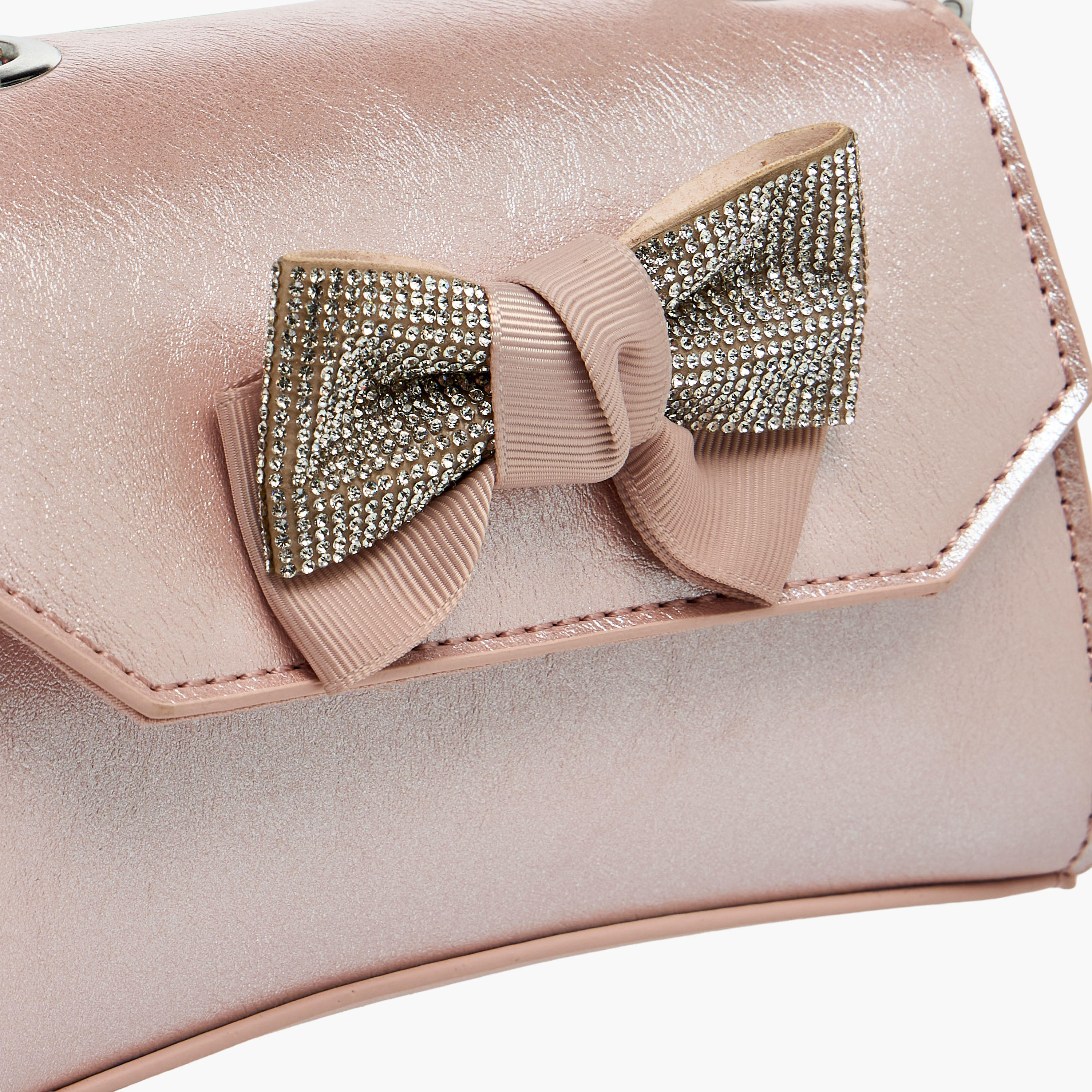 شنطة كروس بودي مزينة بفيونكة وحزام سلسلة من سيليست-girls-accessories-bags-image-5