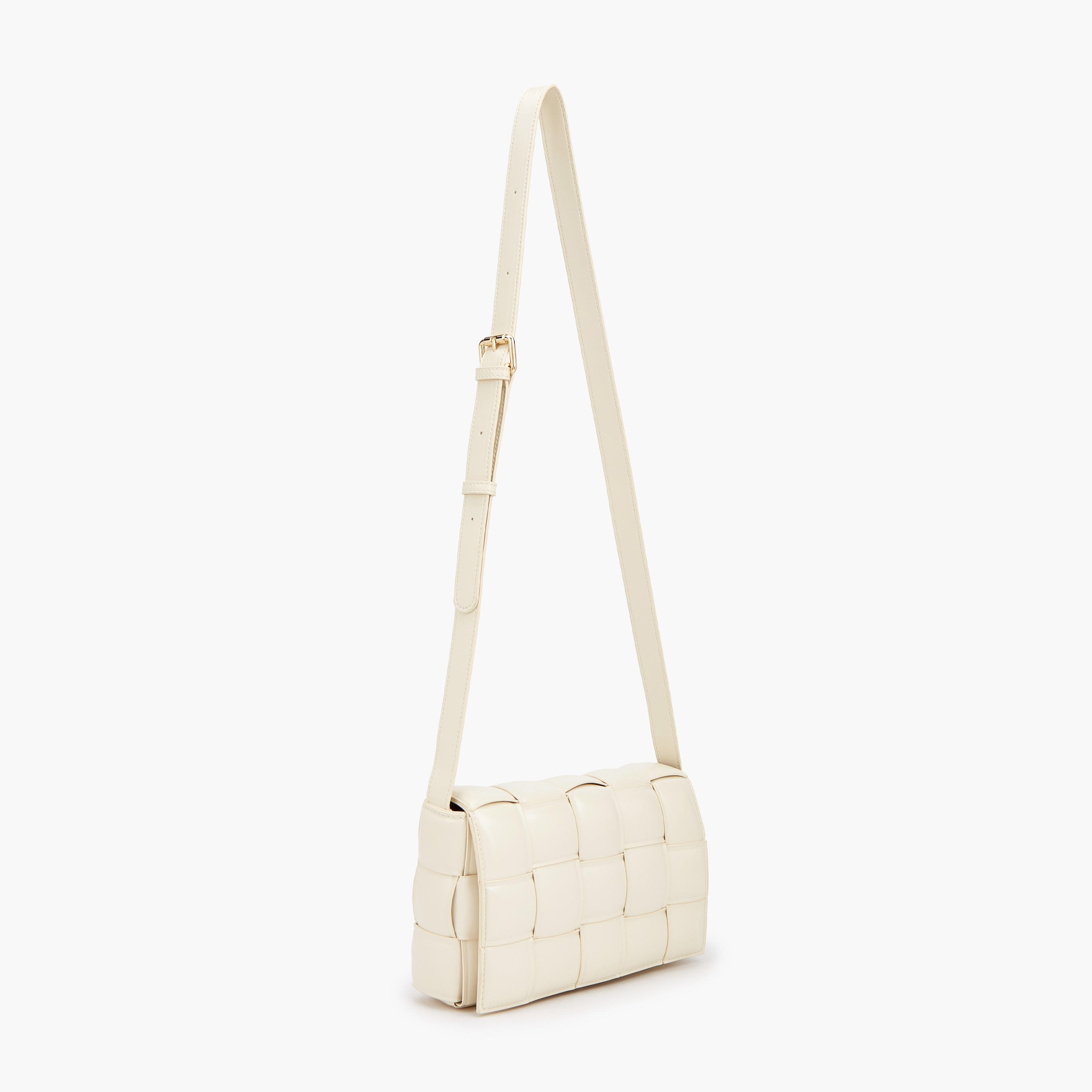شنطة كروسبودي مبطنة بحزام قابل للتعديل من سيليست-women-bagsandwallets-handbags-image-3
