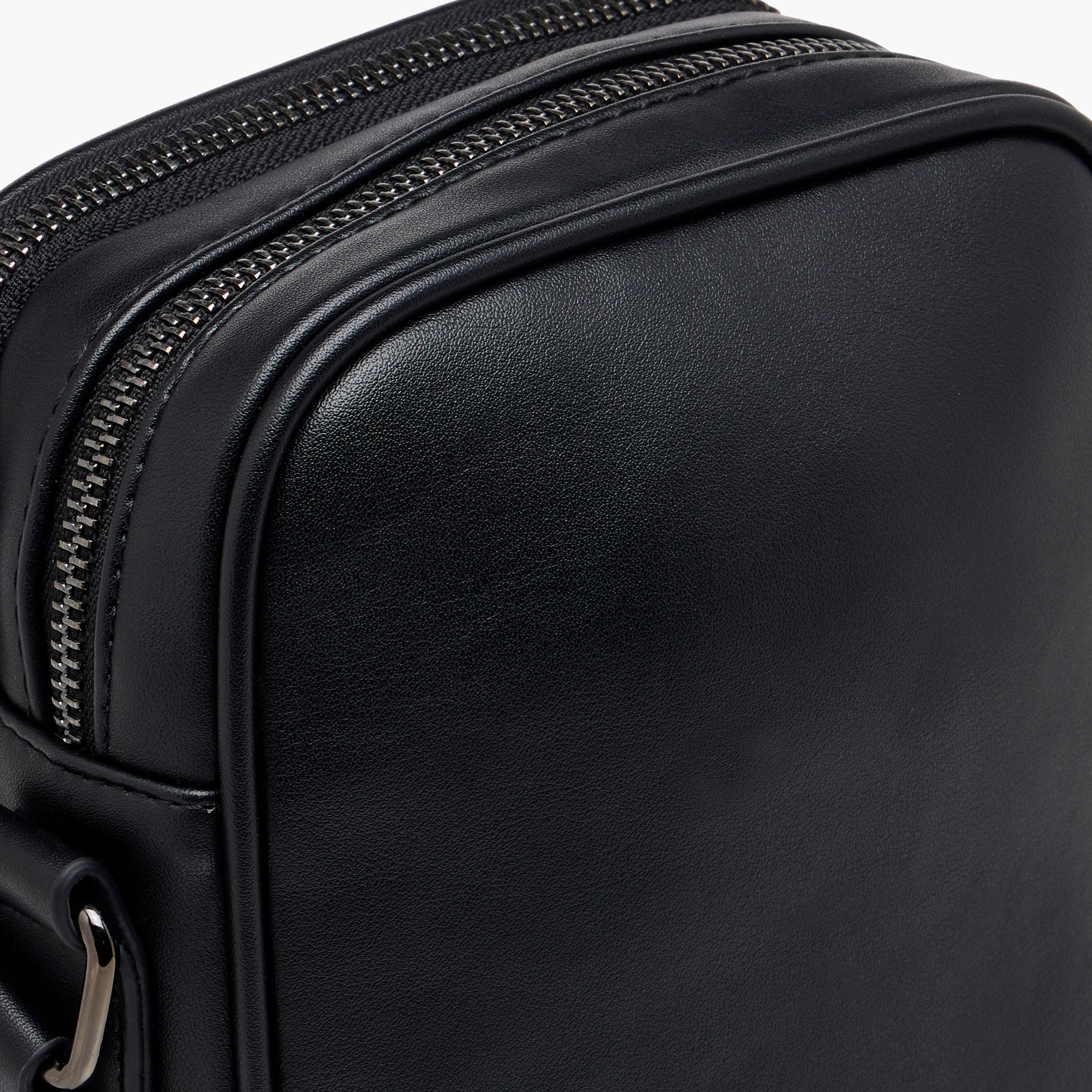 Duchini Men Adjustable Strap Crossbody Bag-travel-accessories-image-6