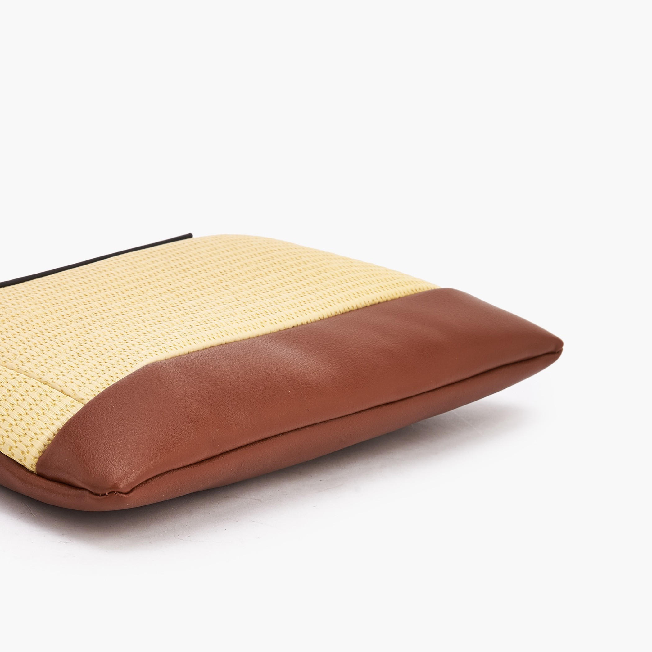 Paprika Textured Clutch with Detachable Wristlet Strap-women-bagsandwallets-handbags-image-5