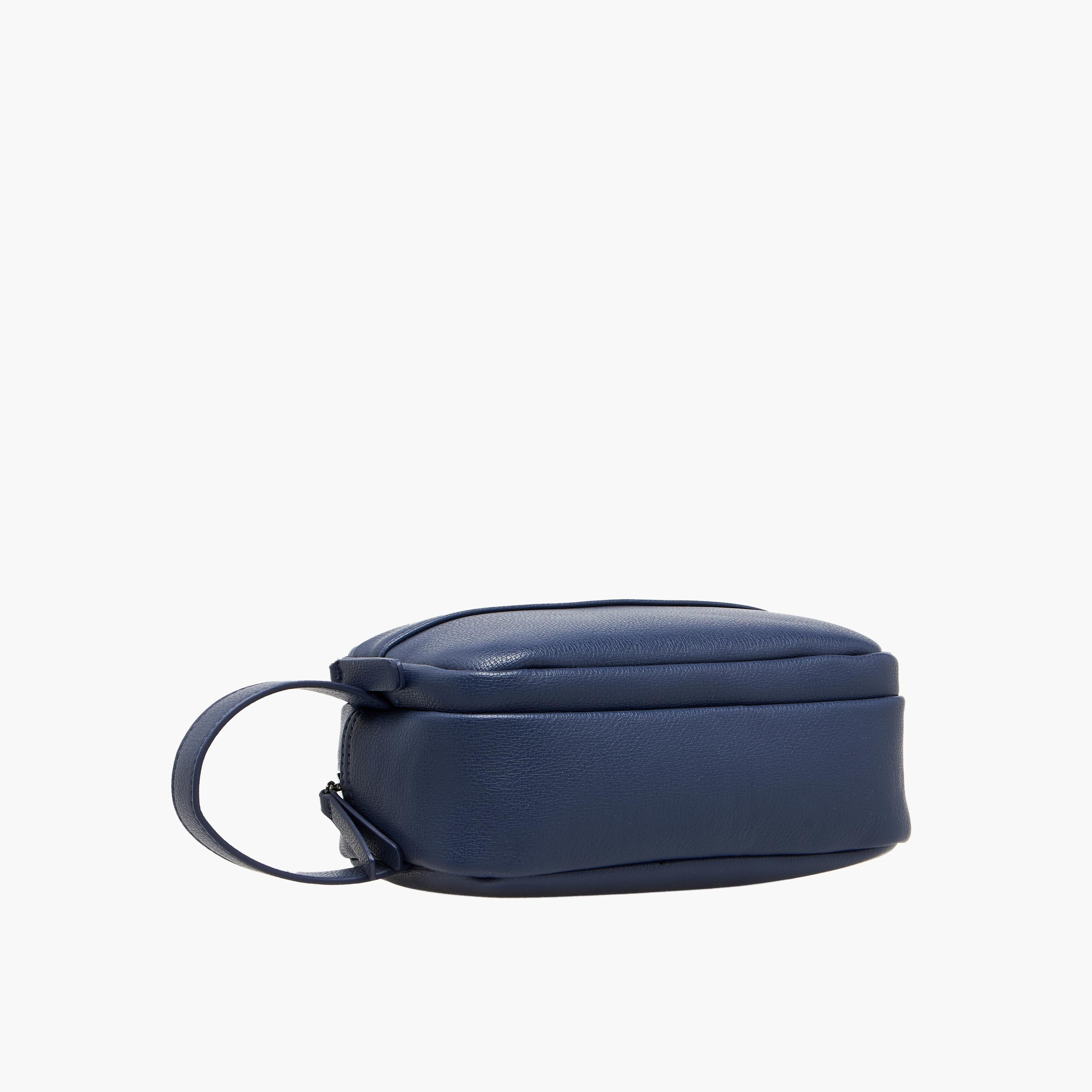 شنطة صغيرة سادة بسحاب إغلاق وحزام معصم من دوتشيني-men-bags-image-6