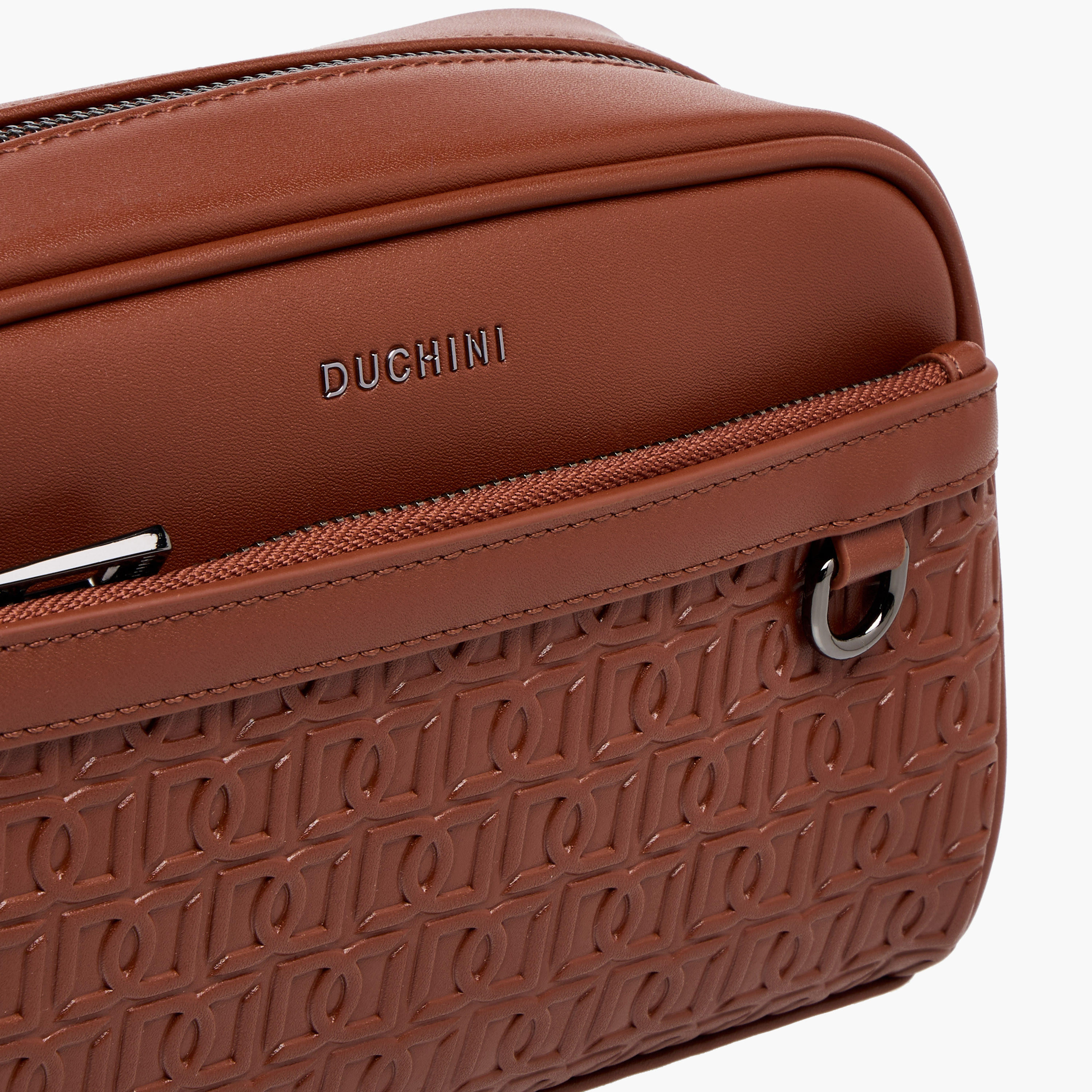 شنطة يد صغيرة بسوار معصم للرجال من دوشيني-travel-accessories-image-5