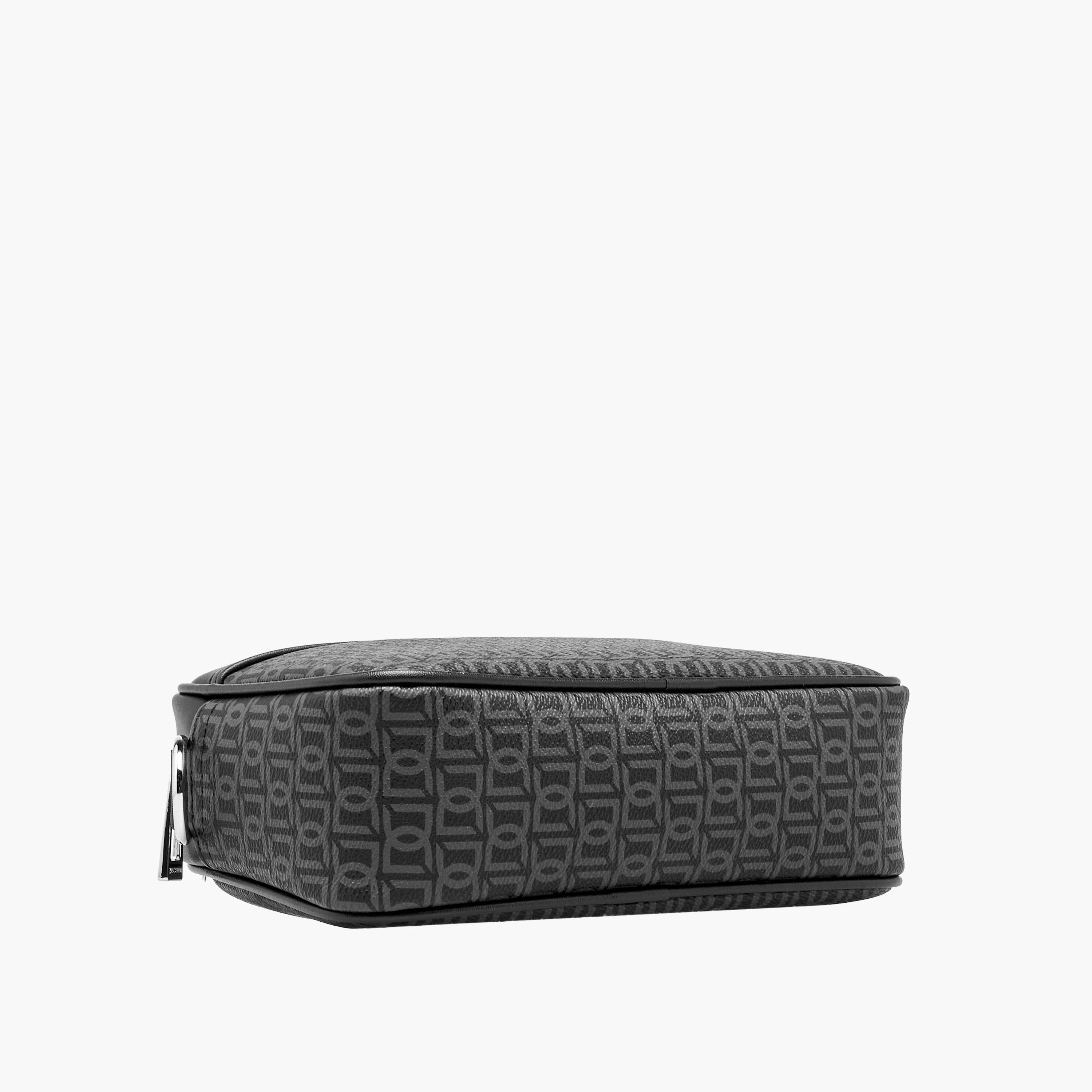 شنطة كروس بودي بطبعات مونوجرام للرجال من دوتشيني-travel-accessories-image-7