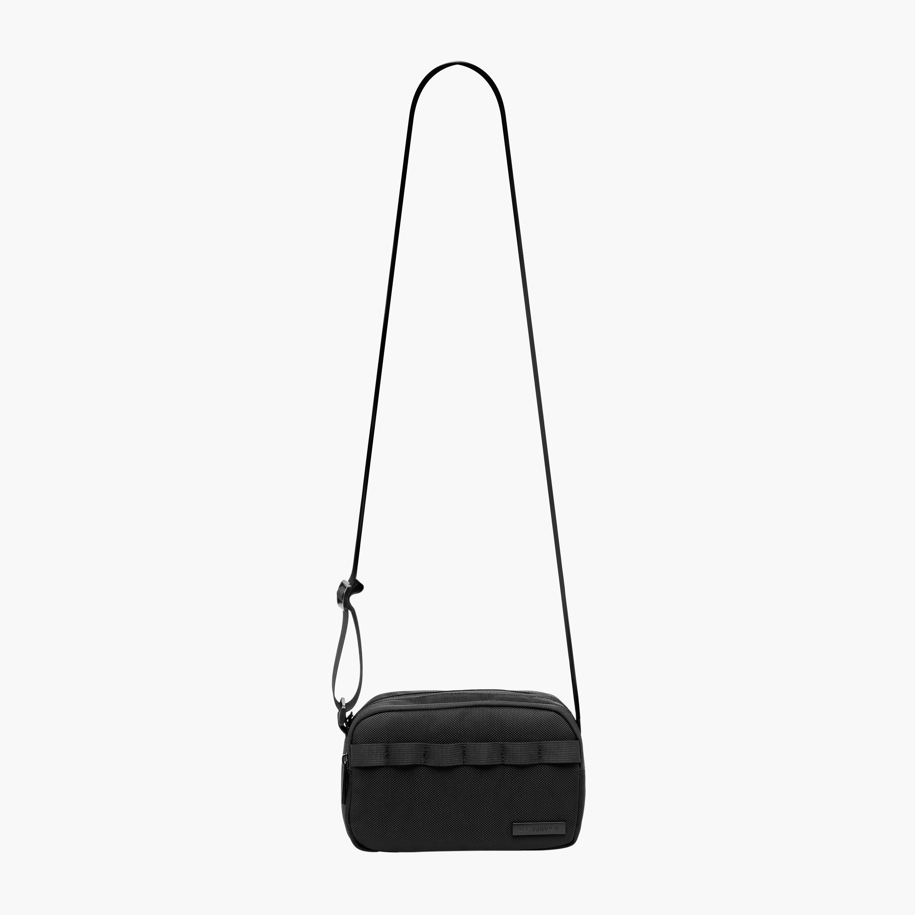 شنطة كروس بودي بارزة الملمس للرجال من لي كوبر-travel-accessories-image-3