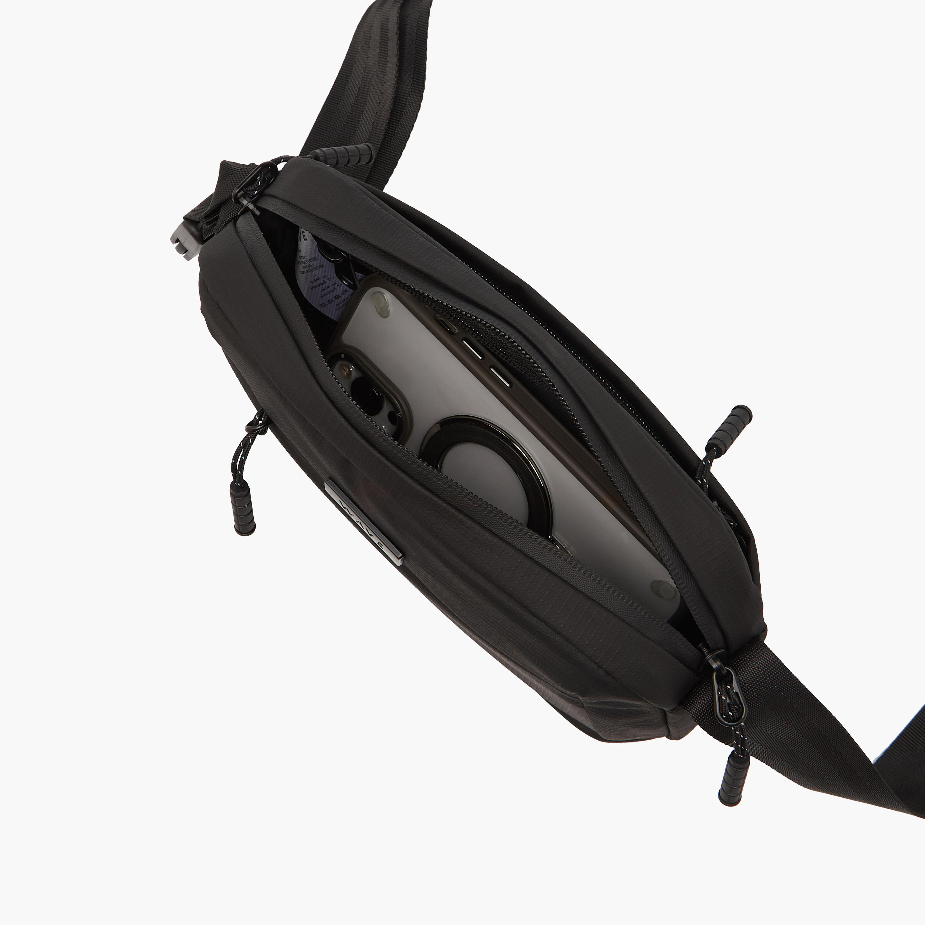 شنطة كروس بودي بارزة الملمس للرجال من ويف-travel-accessories-image-7