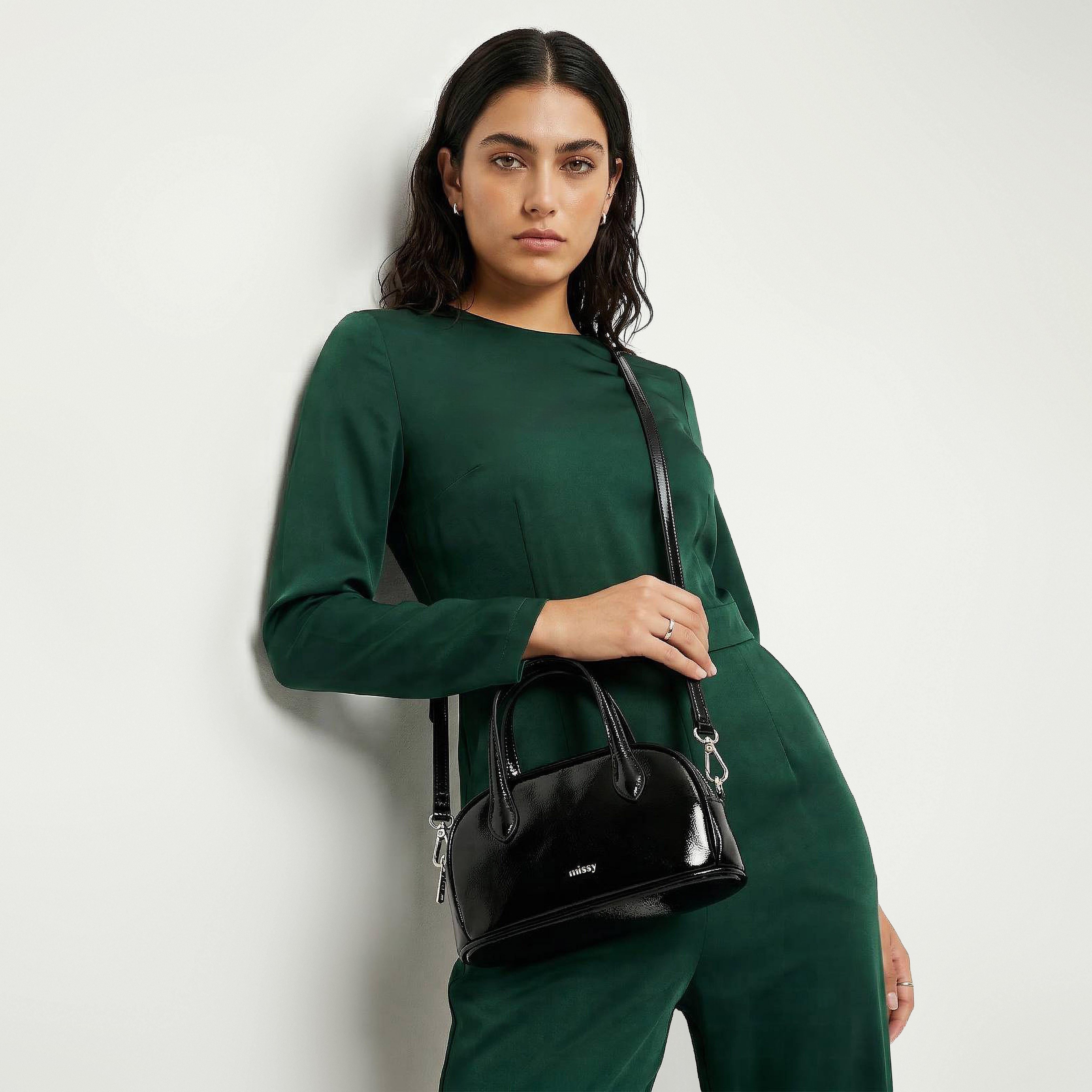 شنطة كروس بودي سادة بحزام قابل للفصل من ميسي-women-bagsandwallets-handbags-image-2