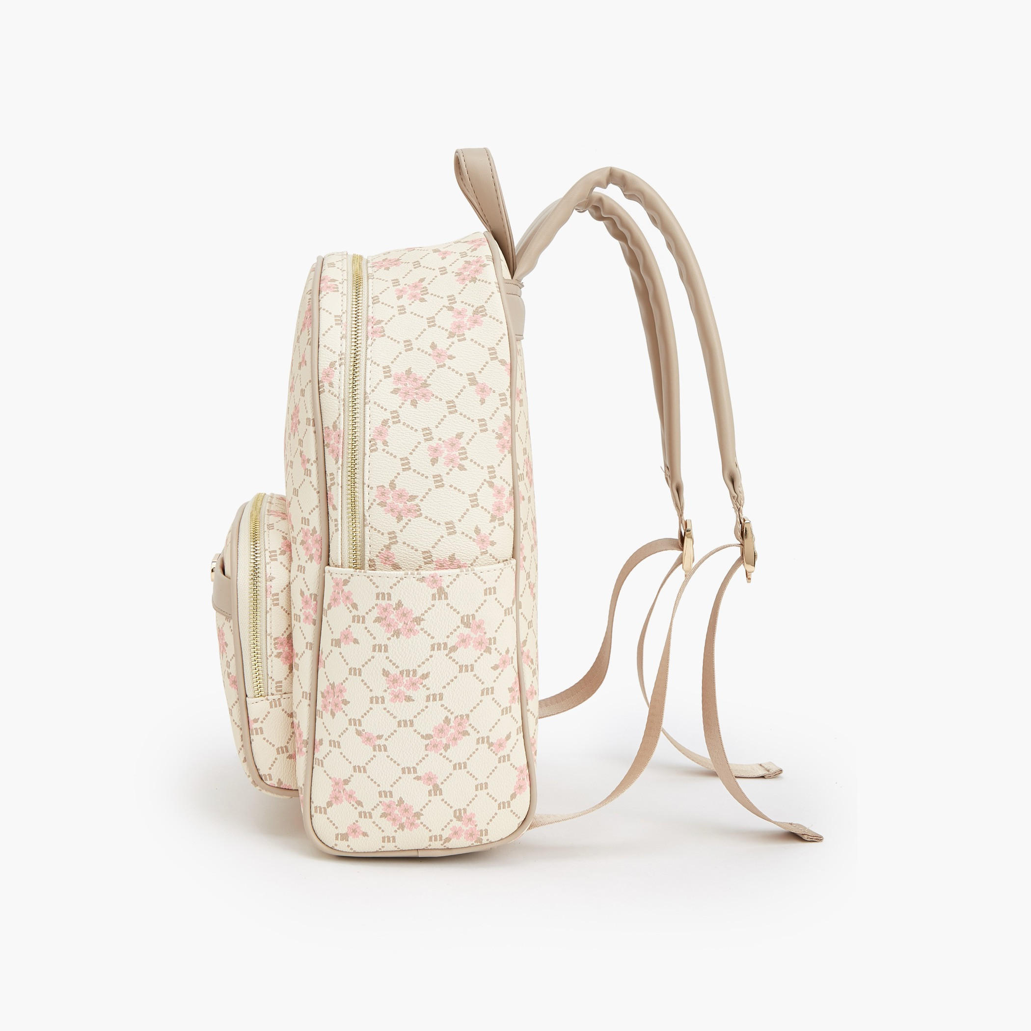 شنطة ظهر بطبعات مونوجرام وحمالات قابلة للتعديل من ميسي-women-bagsandwallets-backpacks-image-5