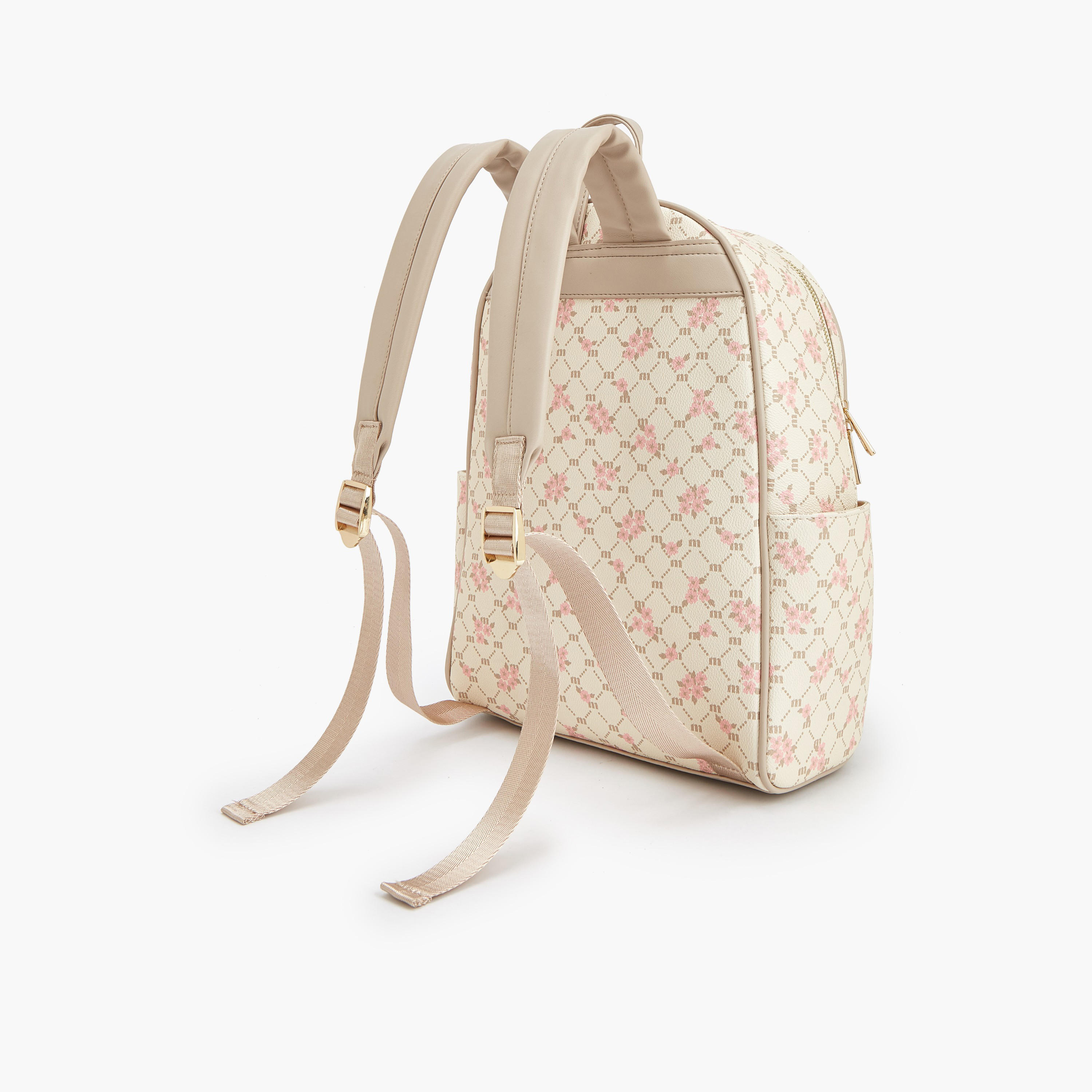 شنطة ظهر بطبعات مونوجرام وحمالات قابلة للتعديل من ميسي-women-bagsandwallets-backpacks-image-7