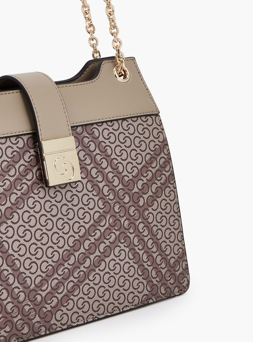 شنطة كتف بتفاصيل سلسلة وطبعات من سيليست-women-bagsandwallets-handbags-image-3