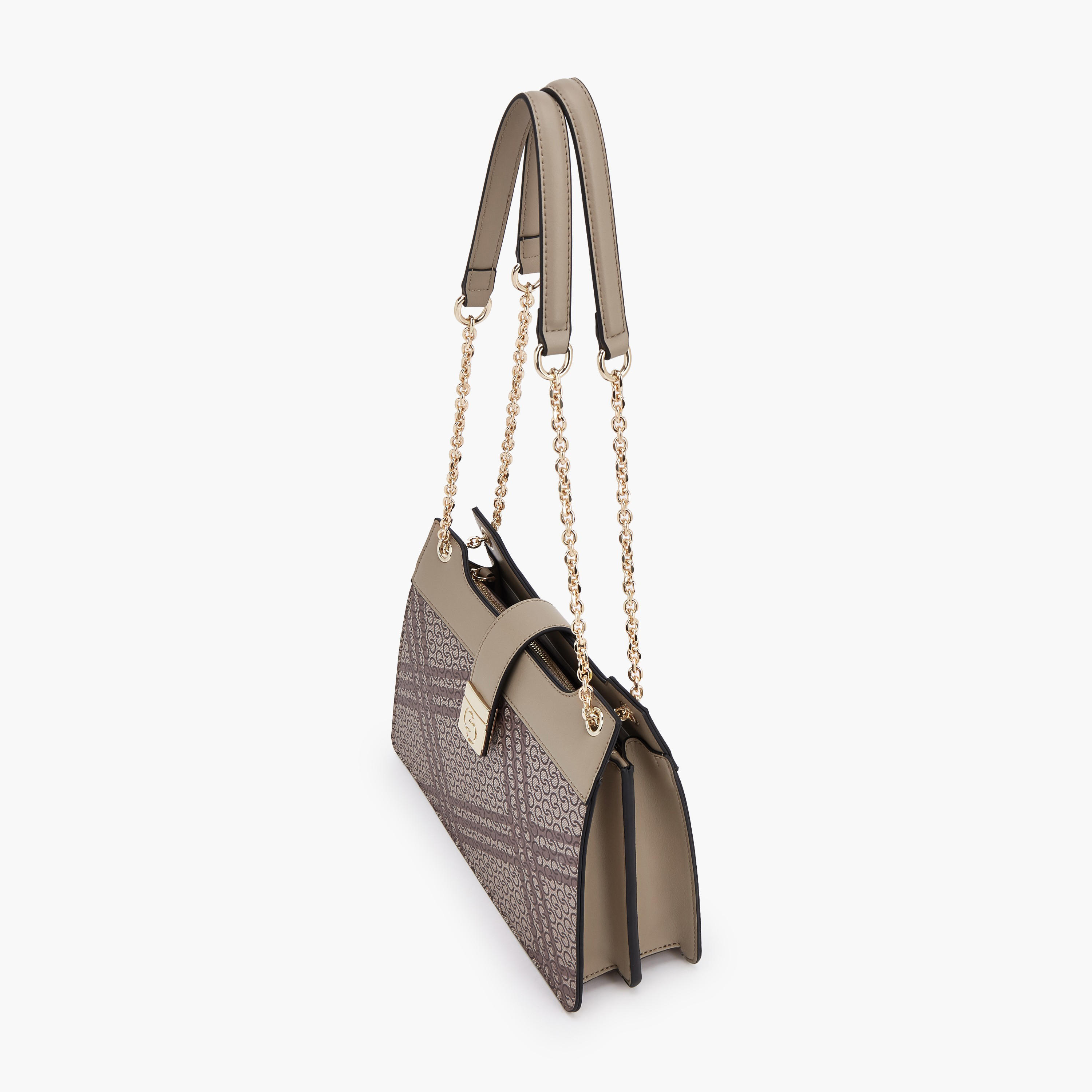 شنطة كتف بتفاصيل سلسلة وطبعات من سيليست-women-bagsandwallets-handbags-image-5