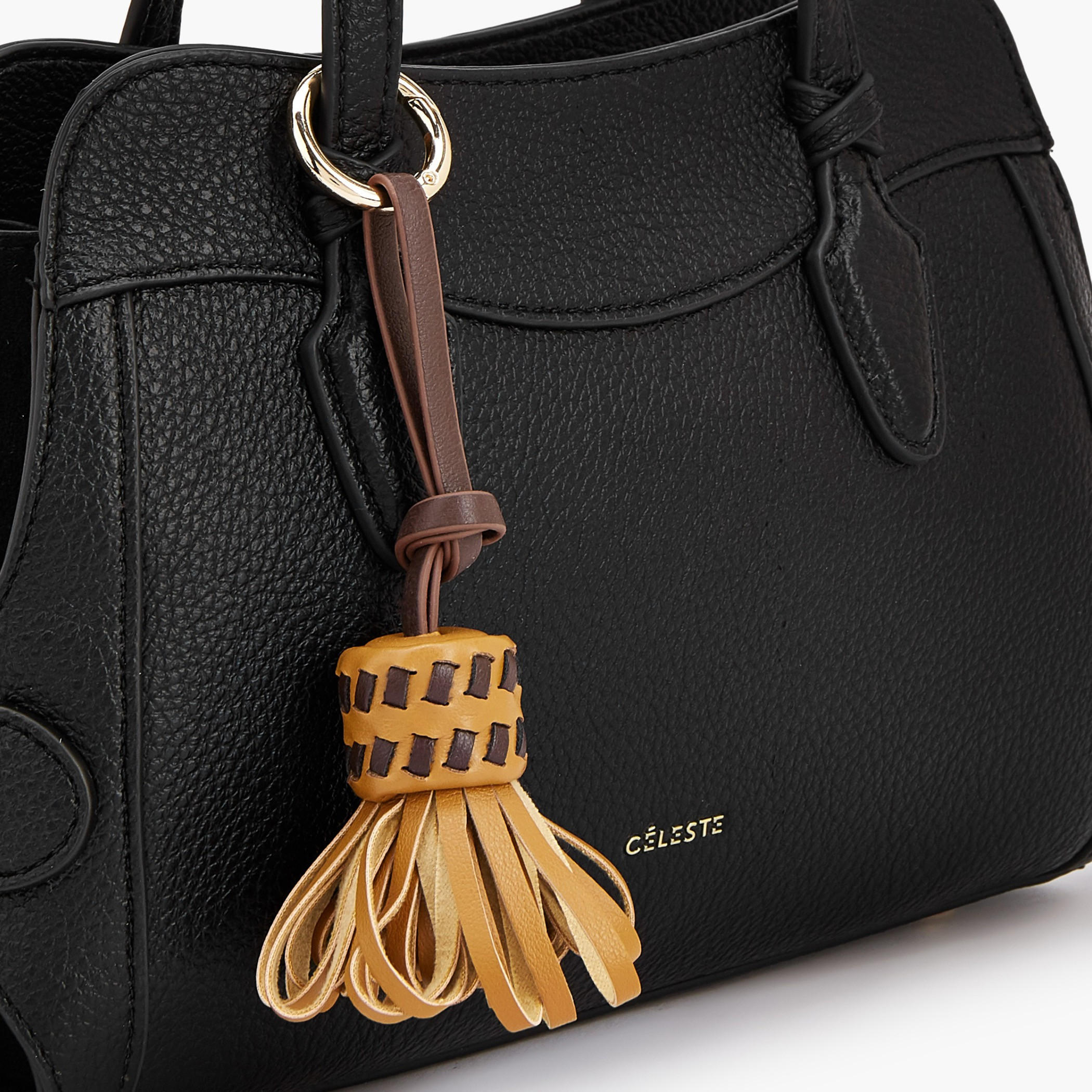 شنطة كروس بودي بارزة الملمس بتفاصيل شرابة من سيليست-women-bagsandwallets-handbags-image-4