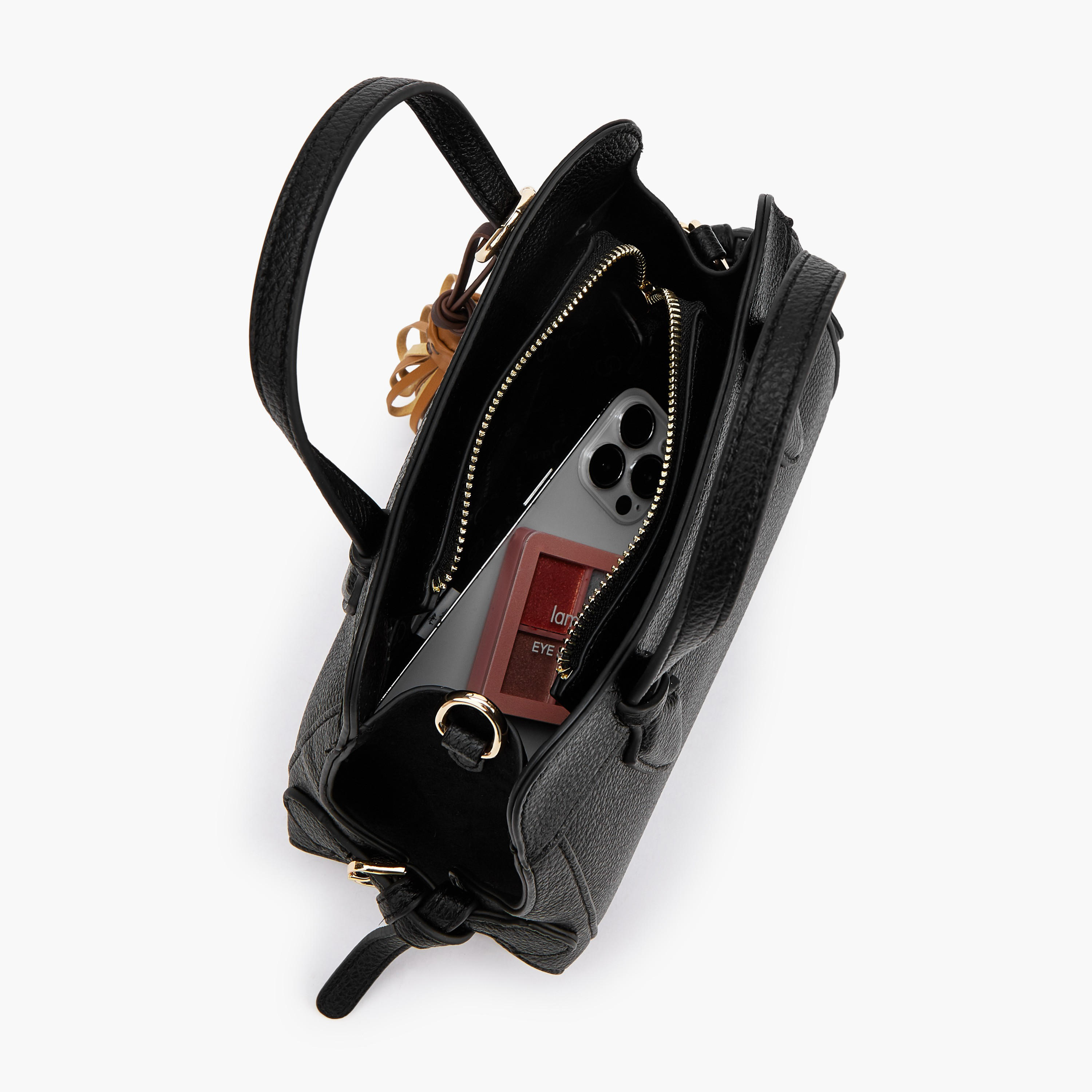 شنطة كروس بودي بارزة الملمس بتفاصيل شرابة من سيليست-women-bagsandwallets-handbags-image-7