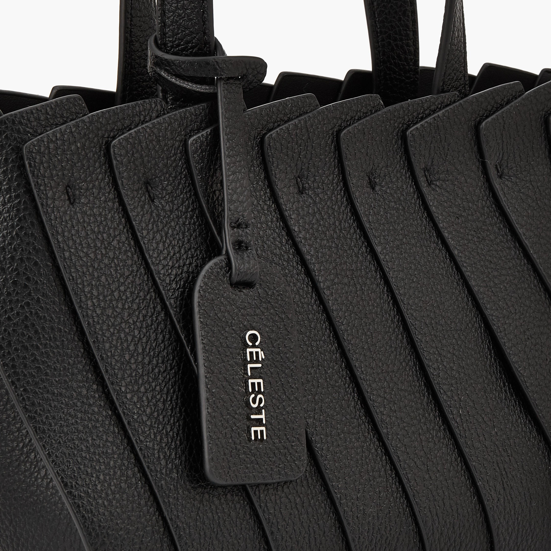 شنطة توتي بارزة الملمس بحزام قابل للتعديل من سيليست-women-bagsandwallets-handbags-image-3