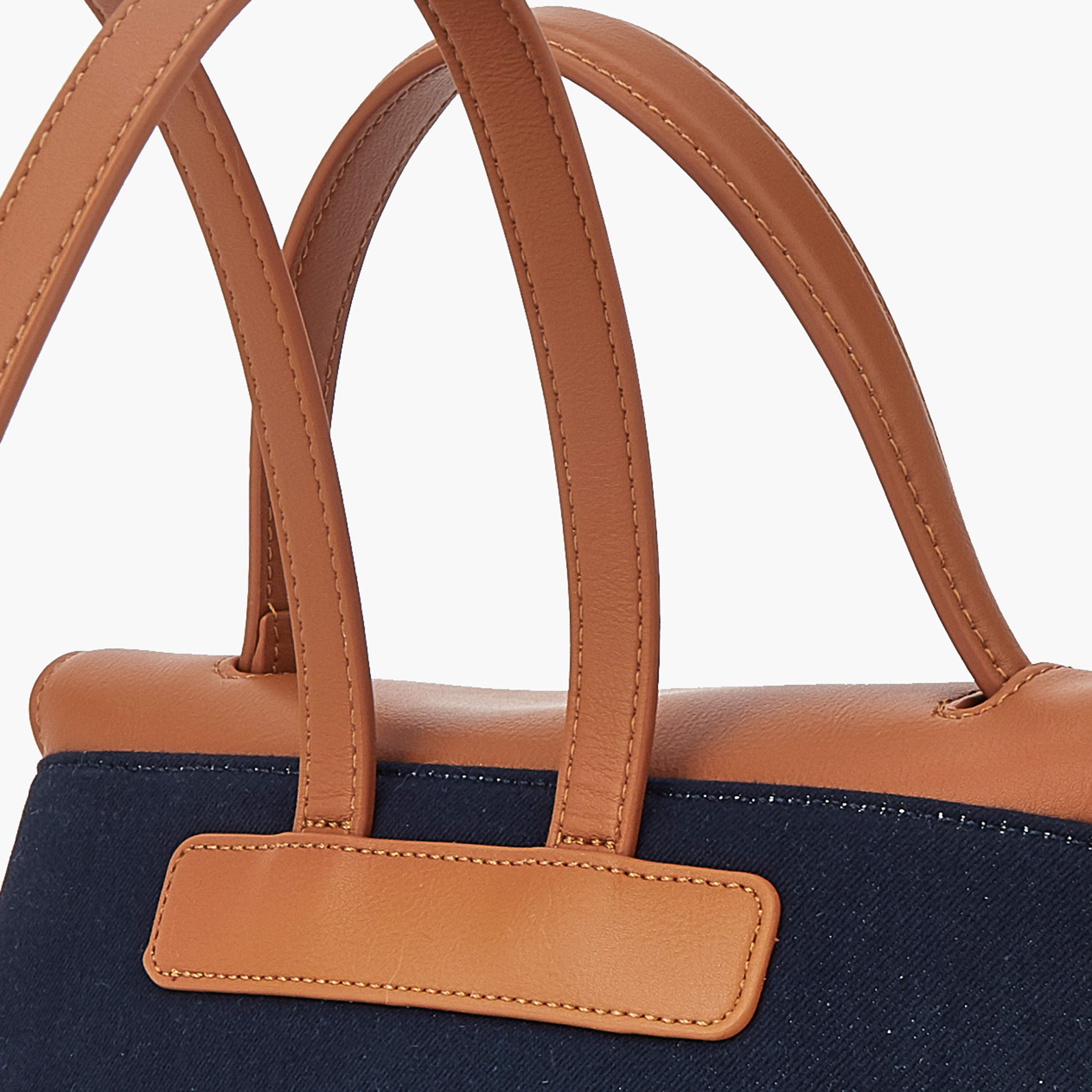 شنطة ظهر قماش مخططة بأحزمة كتف قابلة للتعديل من سيليست-women-bagsandwallets-backpacks-image-4