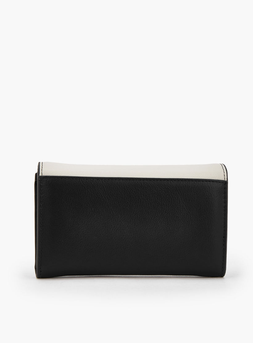 محفظة بطية إغلاق من سيليست-women-bagsandwallets-wallets-image-3