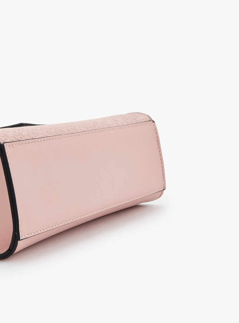 شنطة ساتشيل بنقوش مونوجرام وحزام قابل للفصل من سيليست-women-bagsandwallets-handbags-image-6