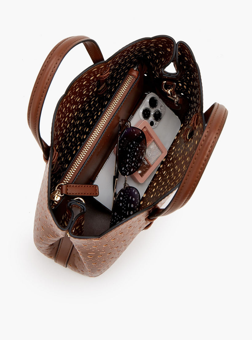شنطة توت بقص ليزر ومحفظة من سيليست-women-bagsandwallets-handbags-image-7