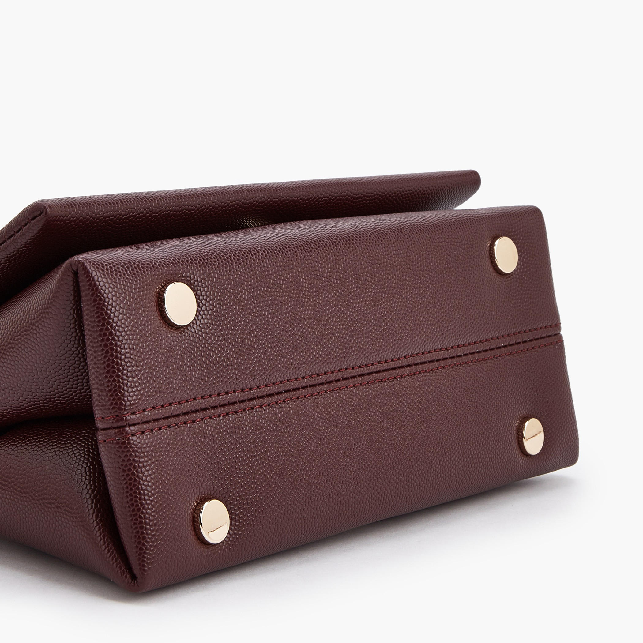 شنطة كروس بودي بحزام قابل للفصل وتزيينات سلسلة من سيليست-women-bagsandwallets-handbags-image-6
