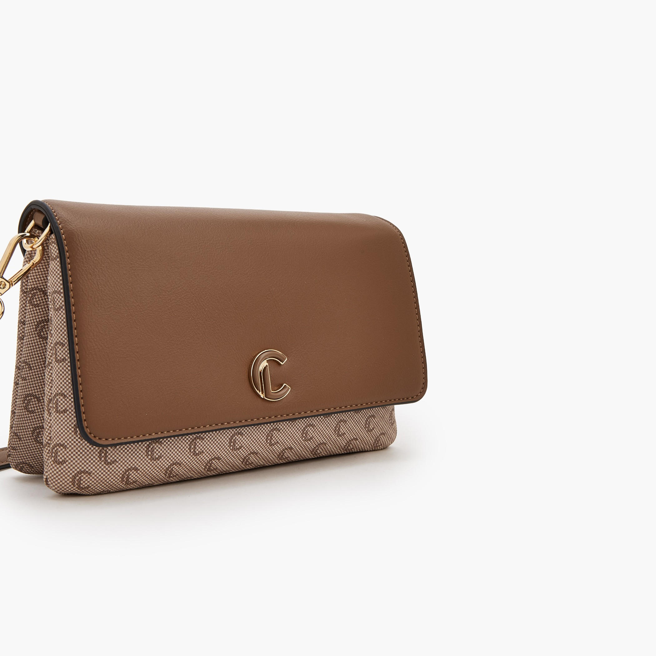شنطة كروس بودي بطبعات مونوجرام بزر إغلاق من لو كونفورت-women-bagsandwallets-handbags-image-4