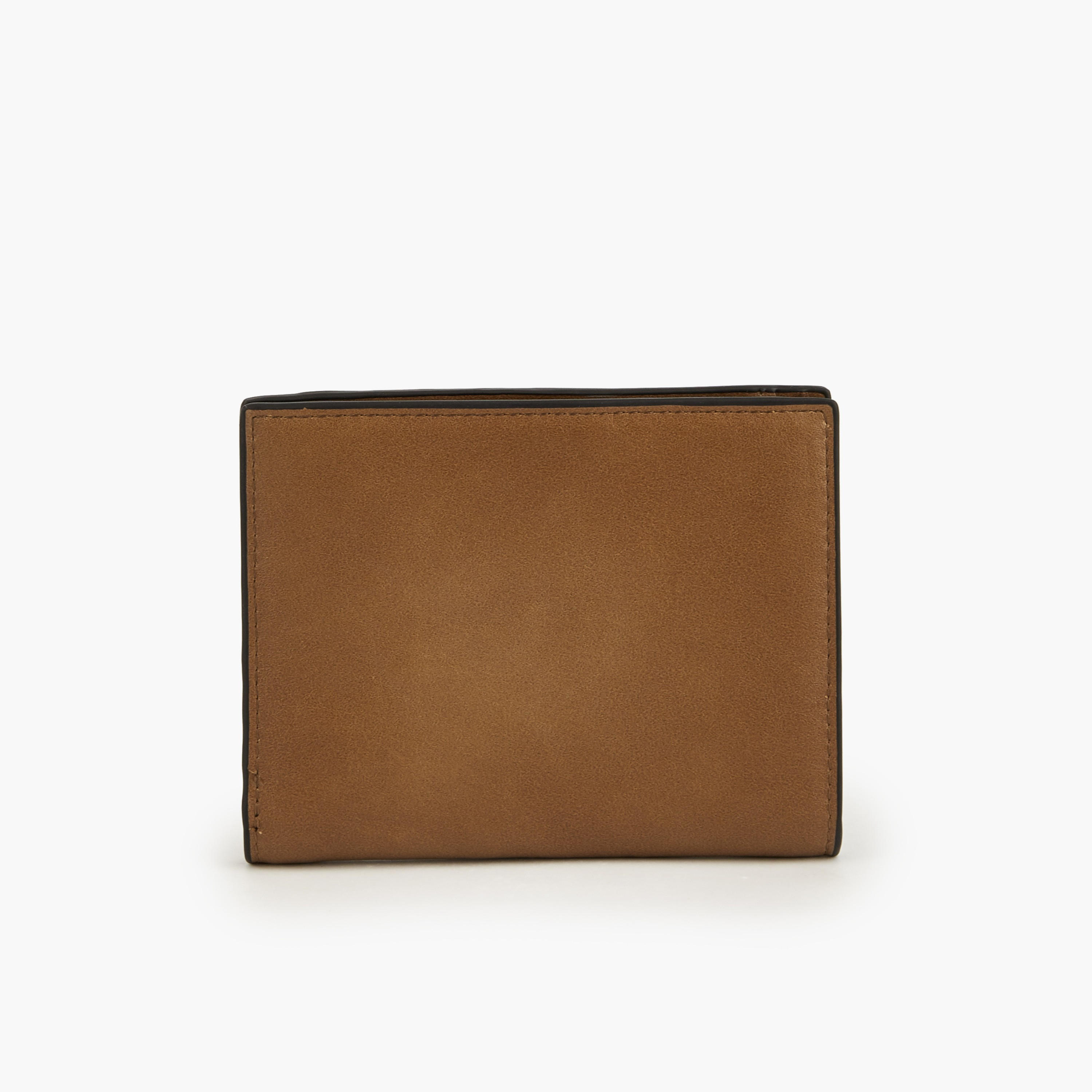 محفظة بطية ثنائية وحلية ميتاليك من سيليست-women-bagsandwallets-wallets-image-3