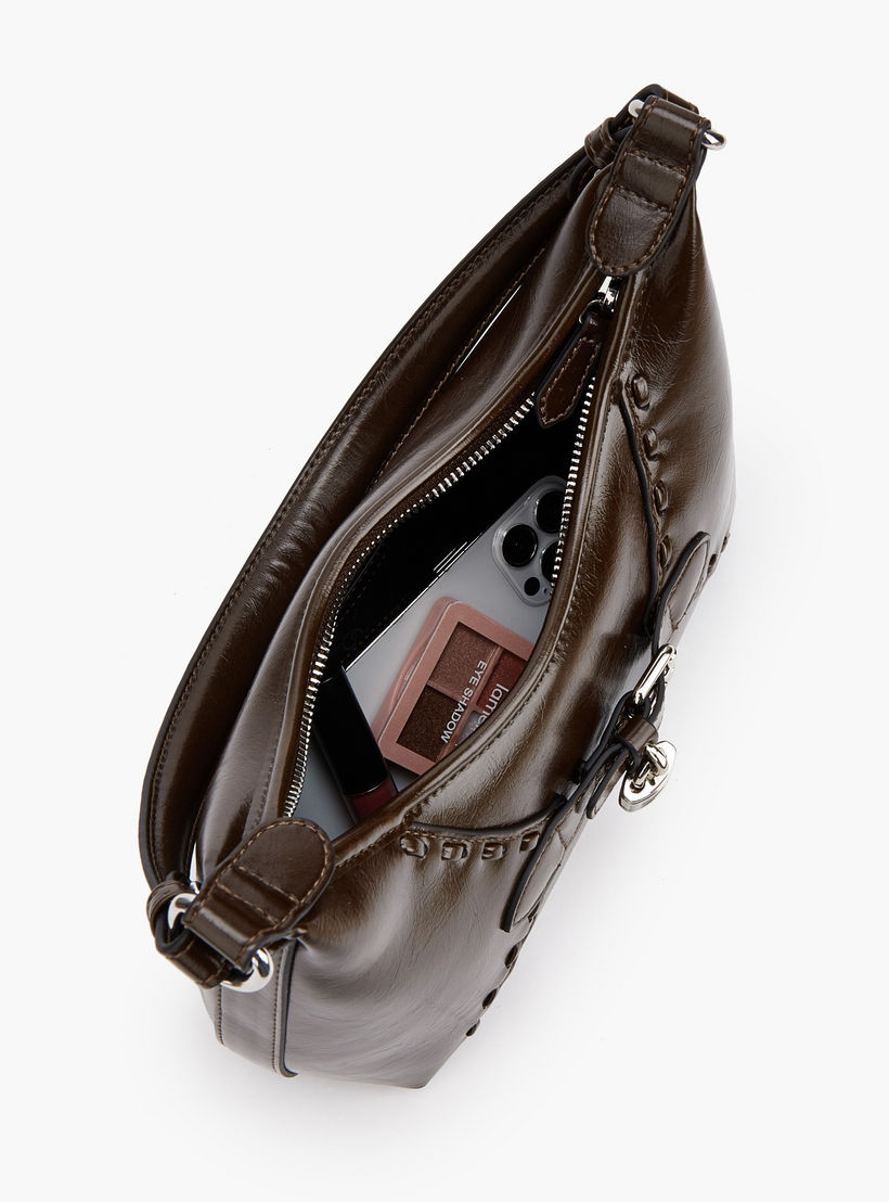 شنطة كتف سادة بزينة قفل من سيليست-women-bagsandwallets-handbags-image-7