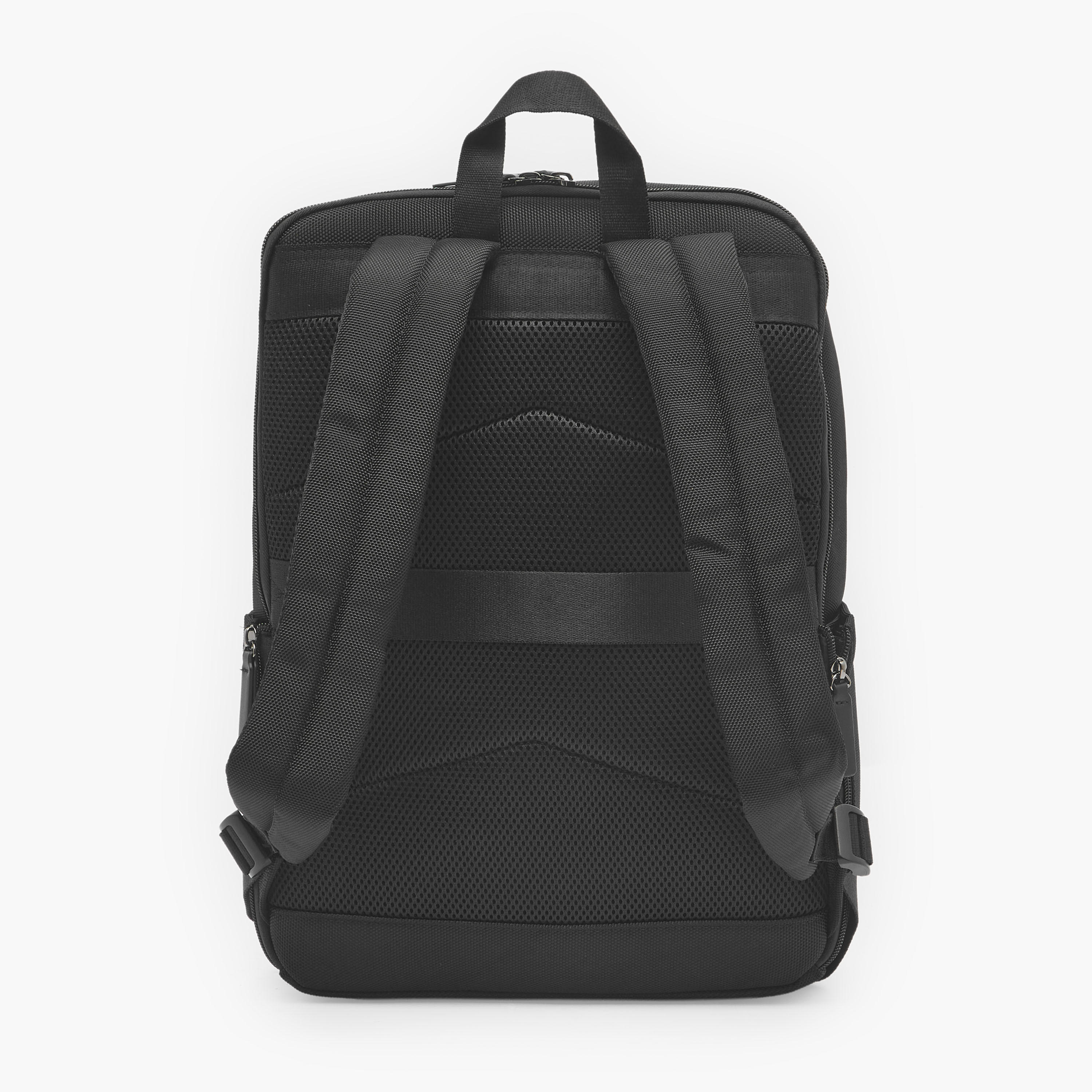 Duchini Men Padded Straps Backpack-men-bags-image-3