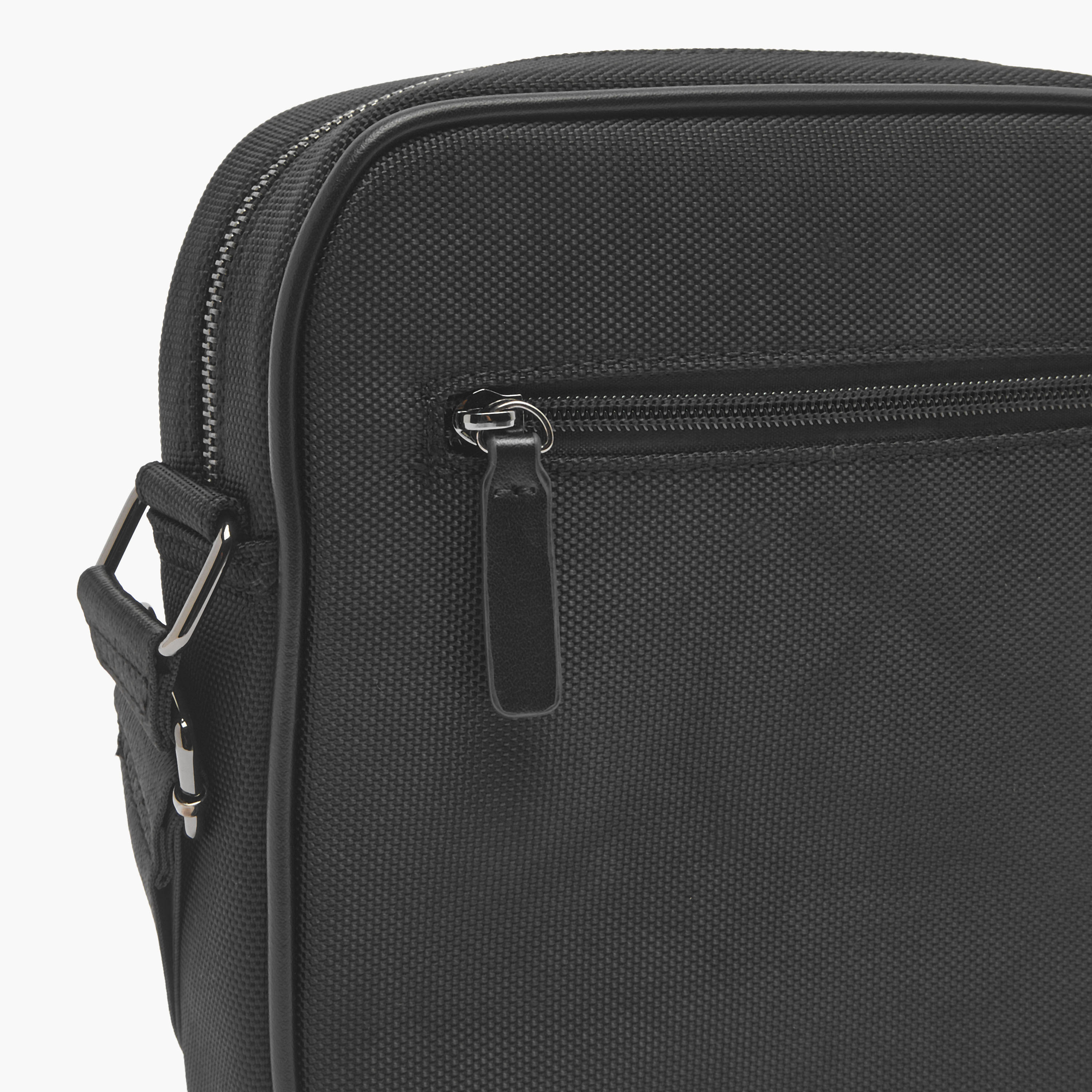 Duchini Men Adjustable Strap Crossbody Bag-travel-accessories-image-5
