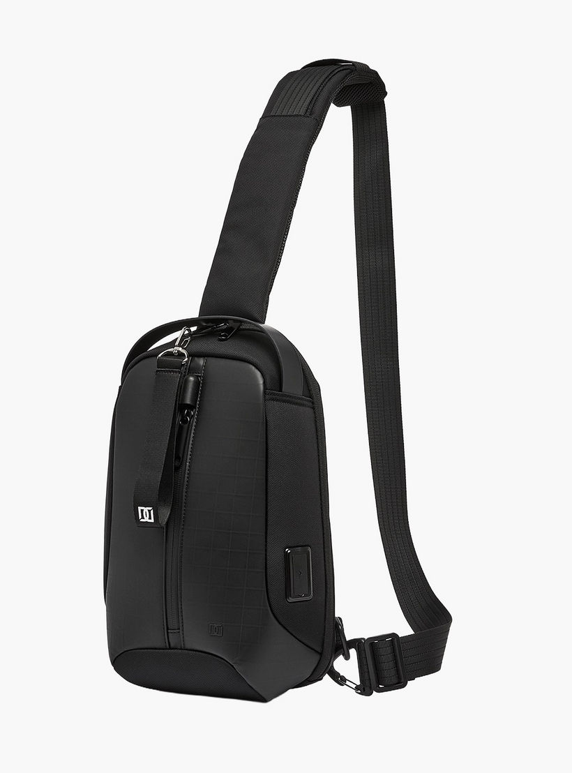 شنطة ظهر بحزام حمالة ومنفذ يو إس بي للرجال من دوتشيني-travel-accessories-image-2