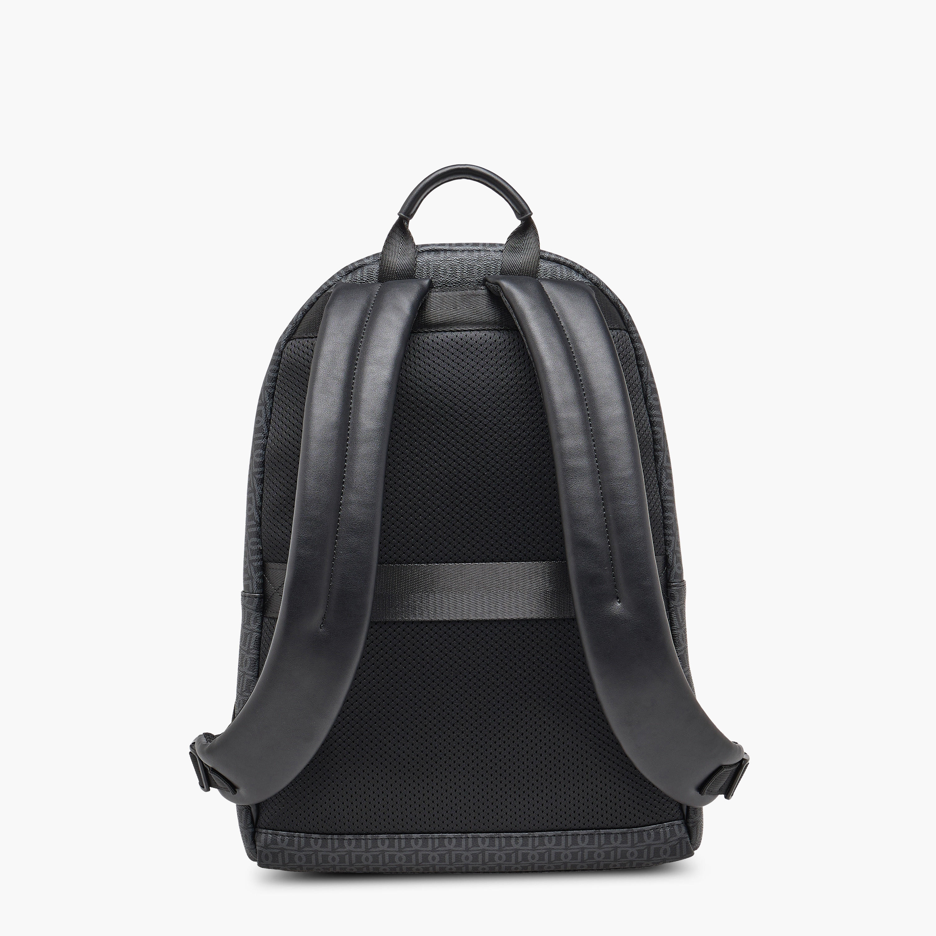 شنطة ظهر بطبعات مونوجرام وحمالات مبطنة للرجال من دوتشيني-men-bags-image-3
