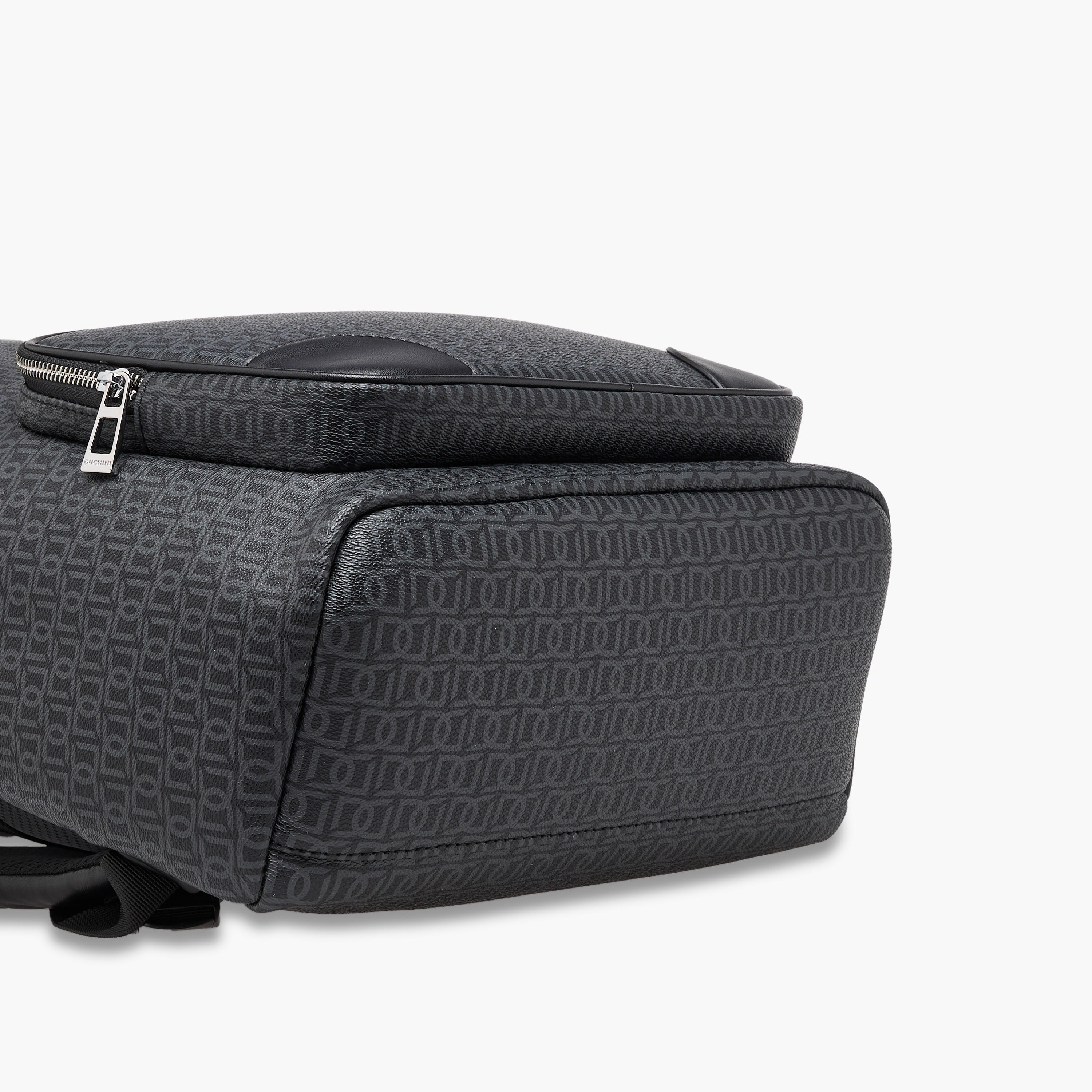 شنطة ظهر بطبعات مونوجرام وحمالات مبطنة للرجال من دوتشيني-men-bags-image-6