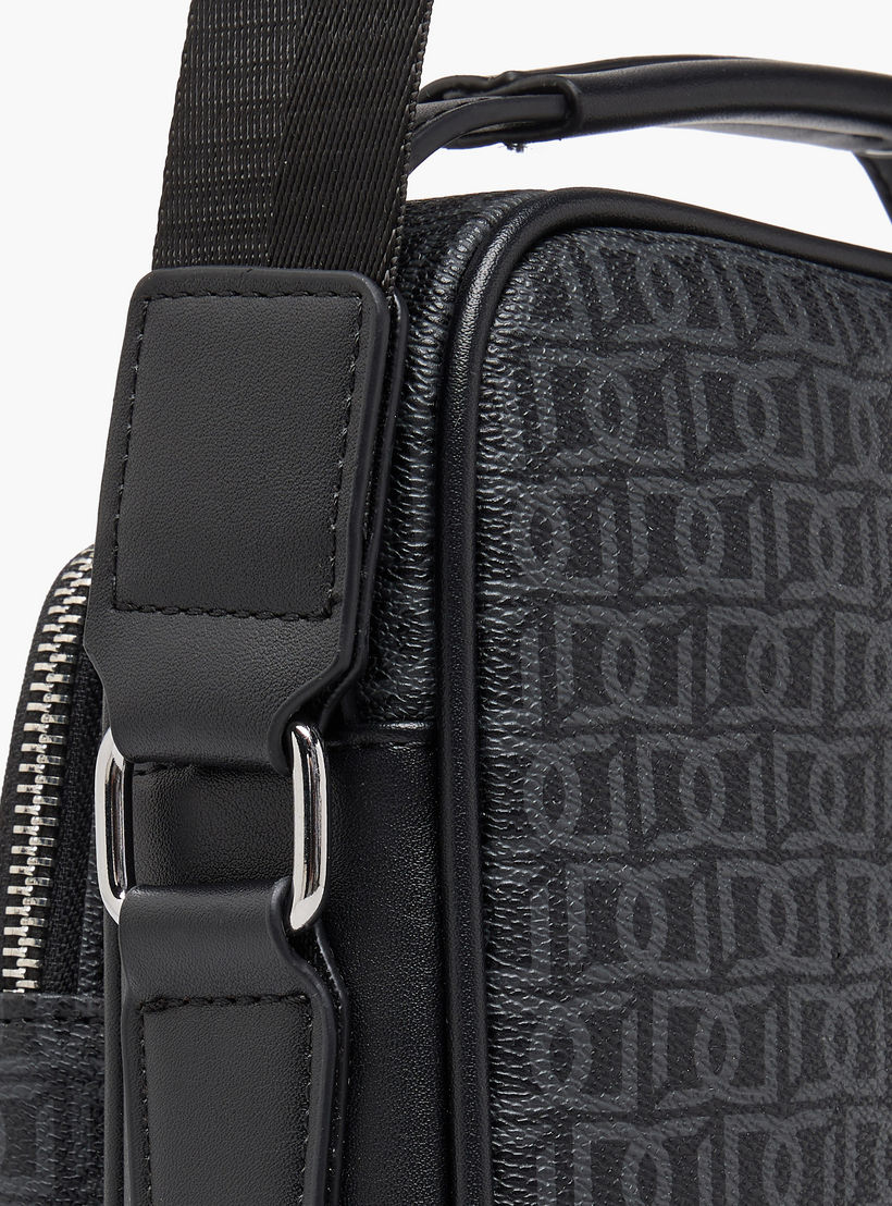 شنطة كروس بودي بطبعات مونوجرام للرجال من دوتشيني-travel-accessories-image-5