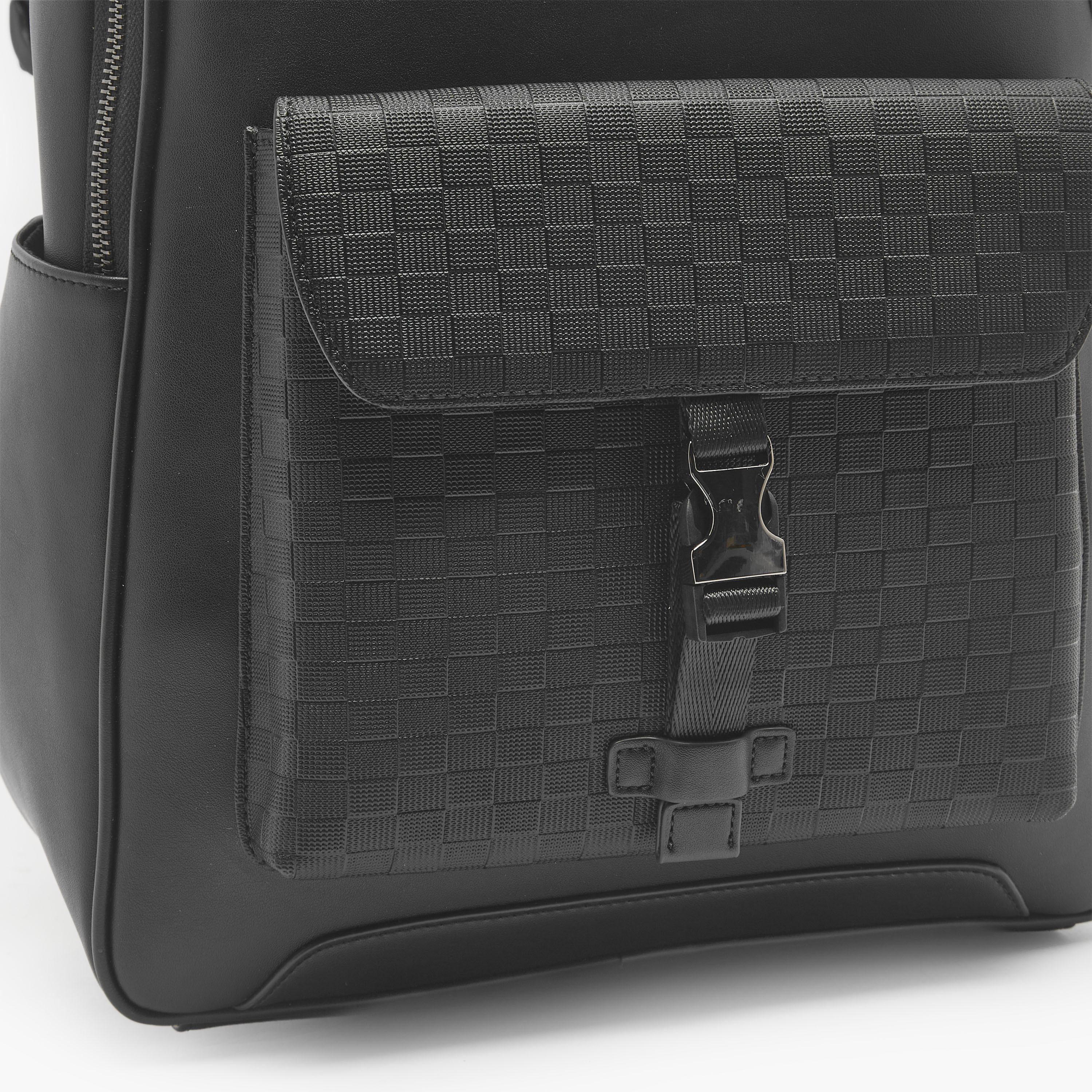 Duchini Men Padded Shoulder Strap Backpack-men-bags-image-5