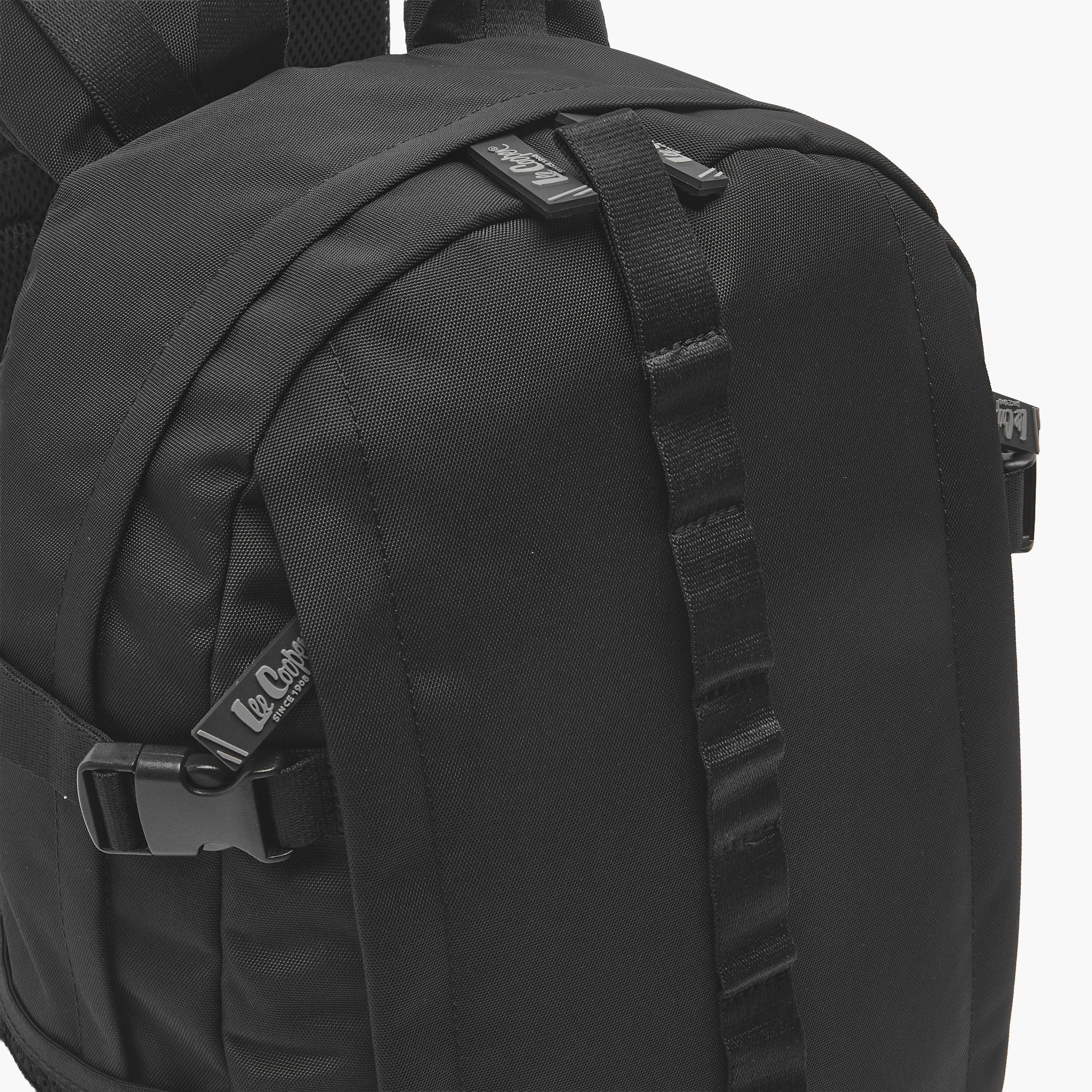 شنطة ظهر بحمالات كتف مبطنة للرجال من لي كوبر-men-bags-image-4