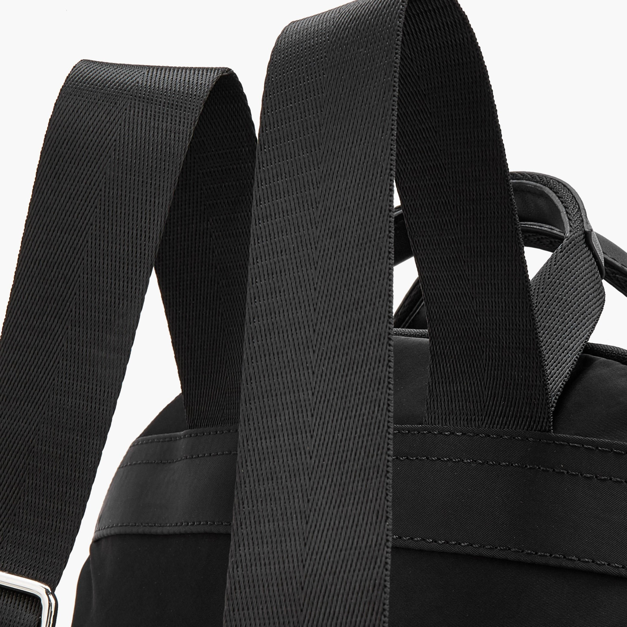 شنطة ظهر بارزة الملمس بحمالات كتف قابلة للتعديل من ميسي-women-bagsandwallets-backpacks-image-4