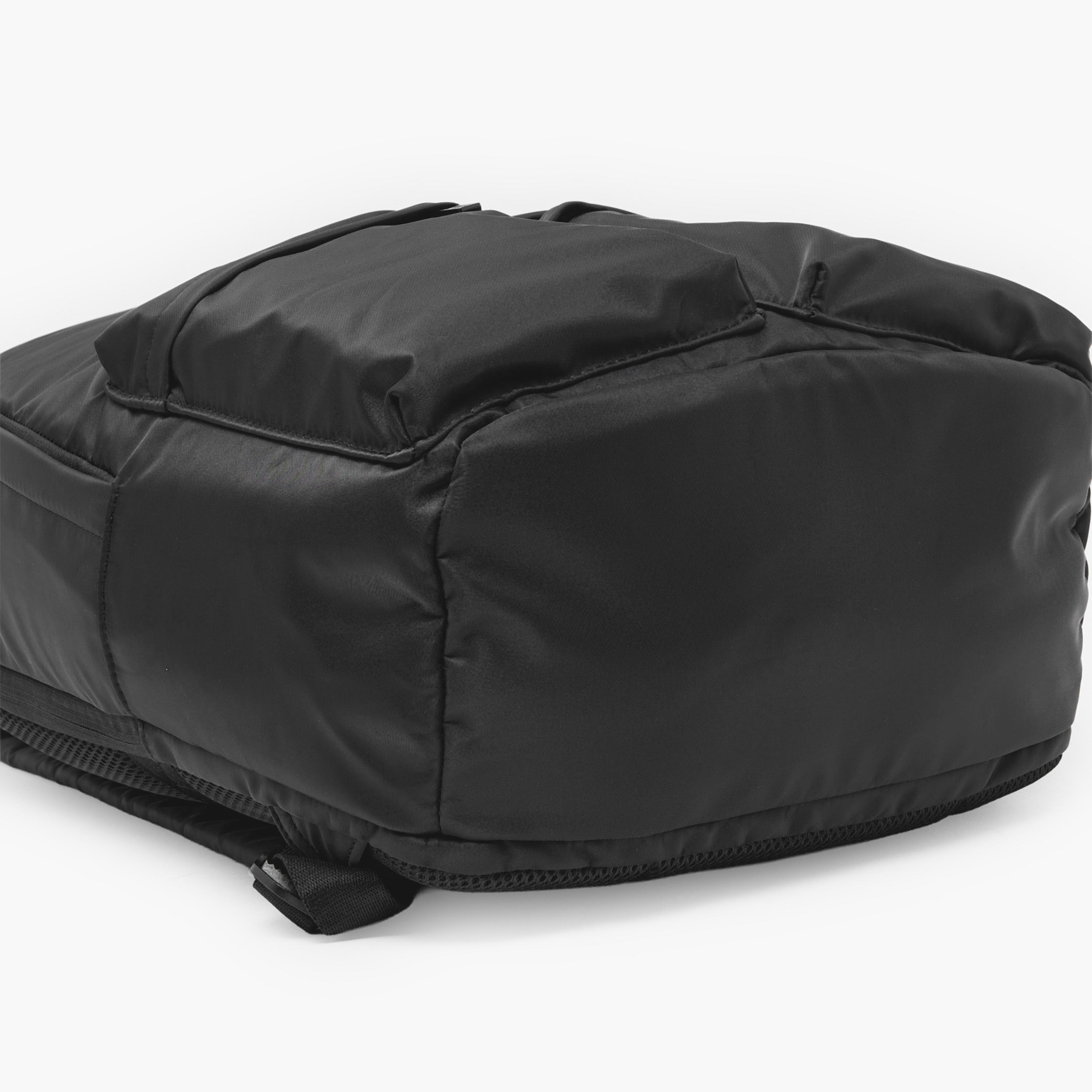 شنطة ظهر مطرزة بشعار للرجال من دوتشيني بولو كلب-men-bags-image-6