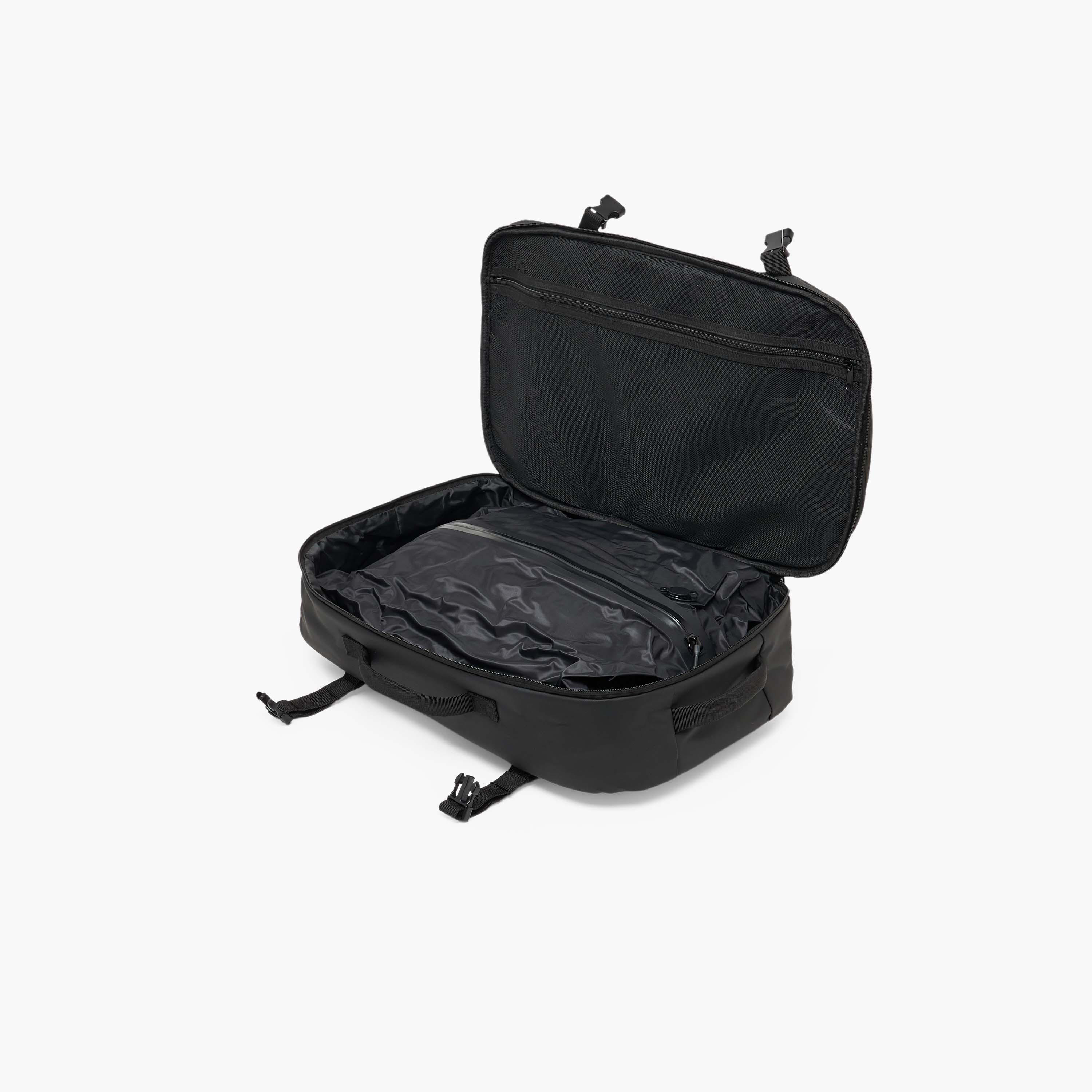 WAVE Solid Backpack with Adjustable Straps, Manual Vacuum Pump and Vacuum Bag-travel-luggagesandbags-backpacks-image-19