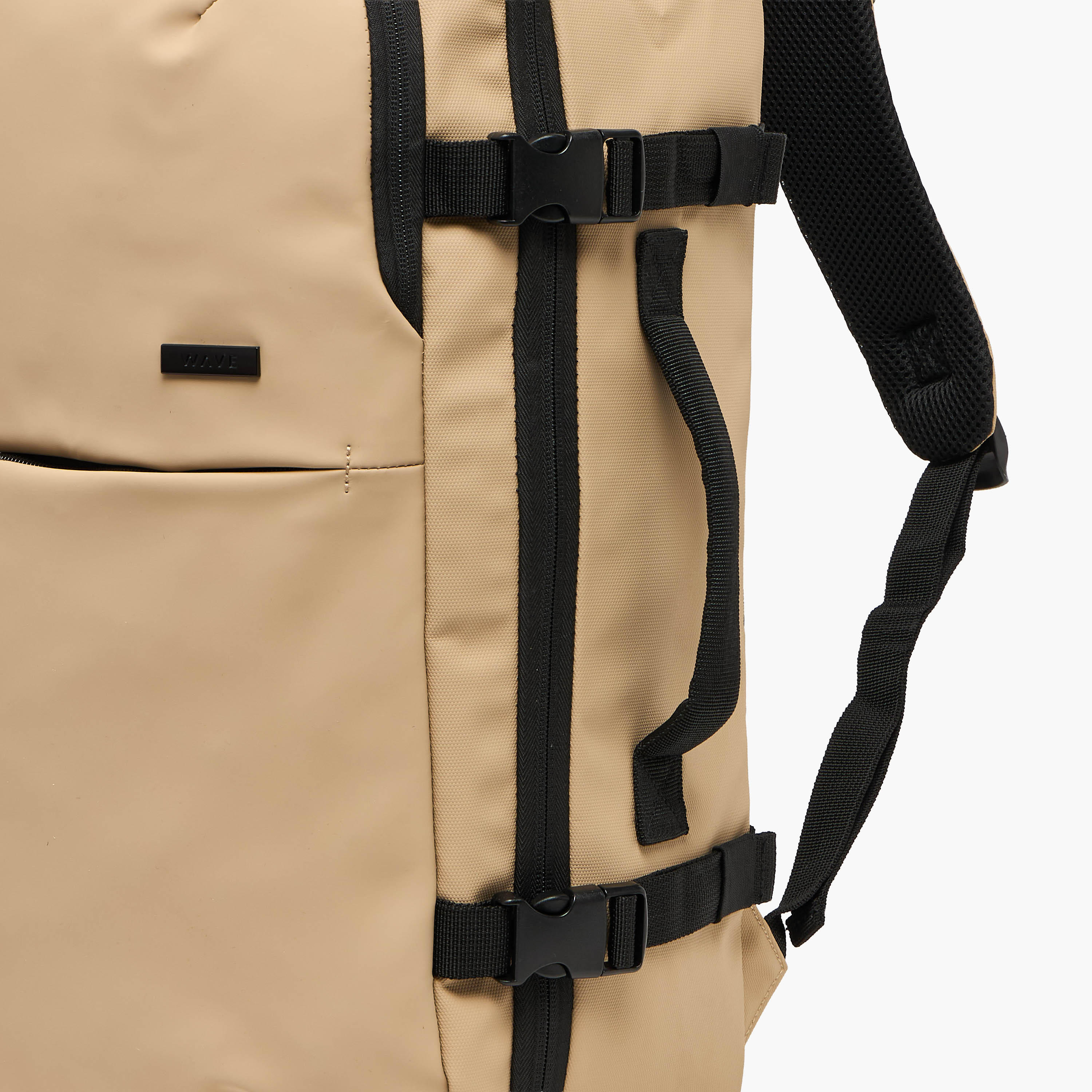 WAVE Solid Backpack with Adjustable Straps, Manual Vacuum Pump and Vacuum Bag-travel-luggagesandbags-backpacks-image-5