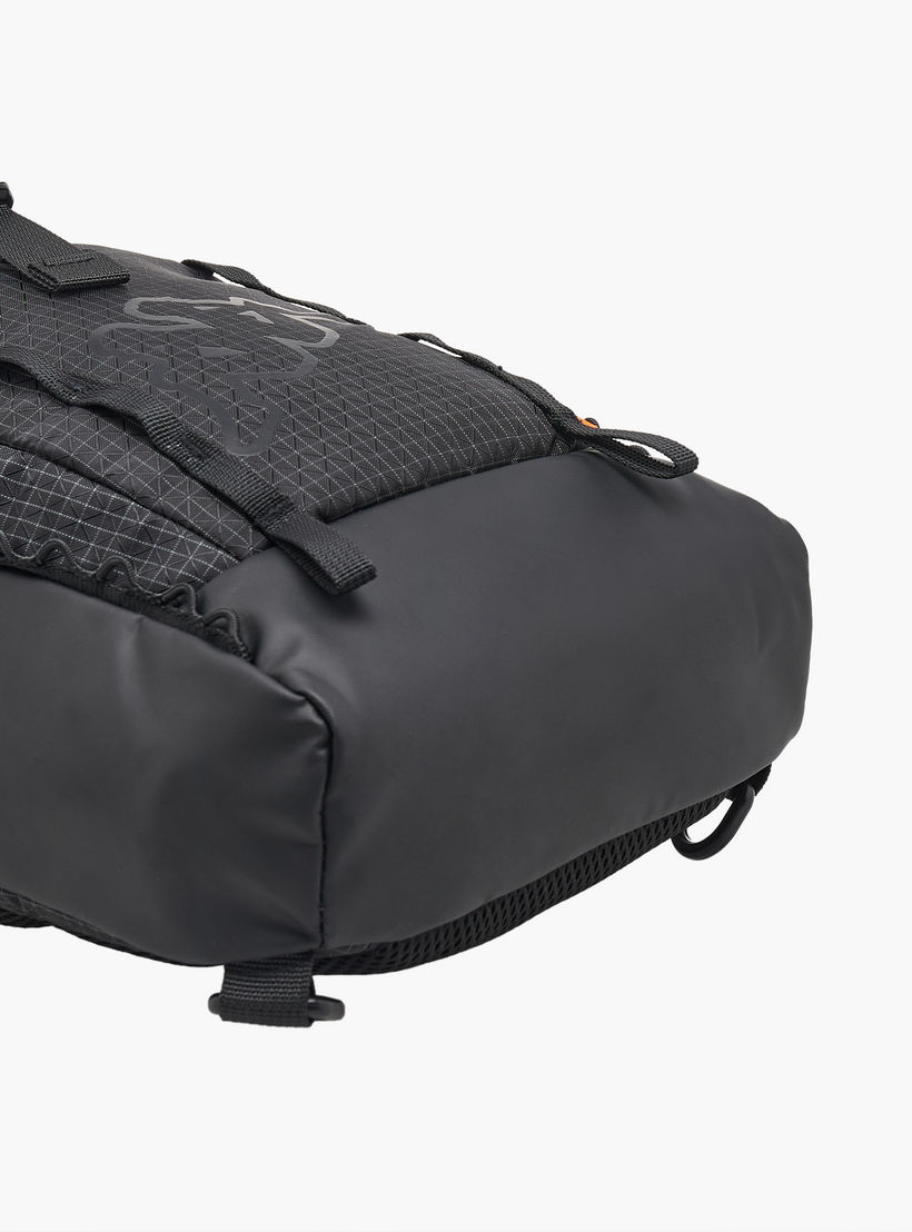 شنطة ظهر بحزام وطبعات من كابا - 30x19x9 سم-travel-accessories-image-8