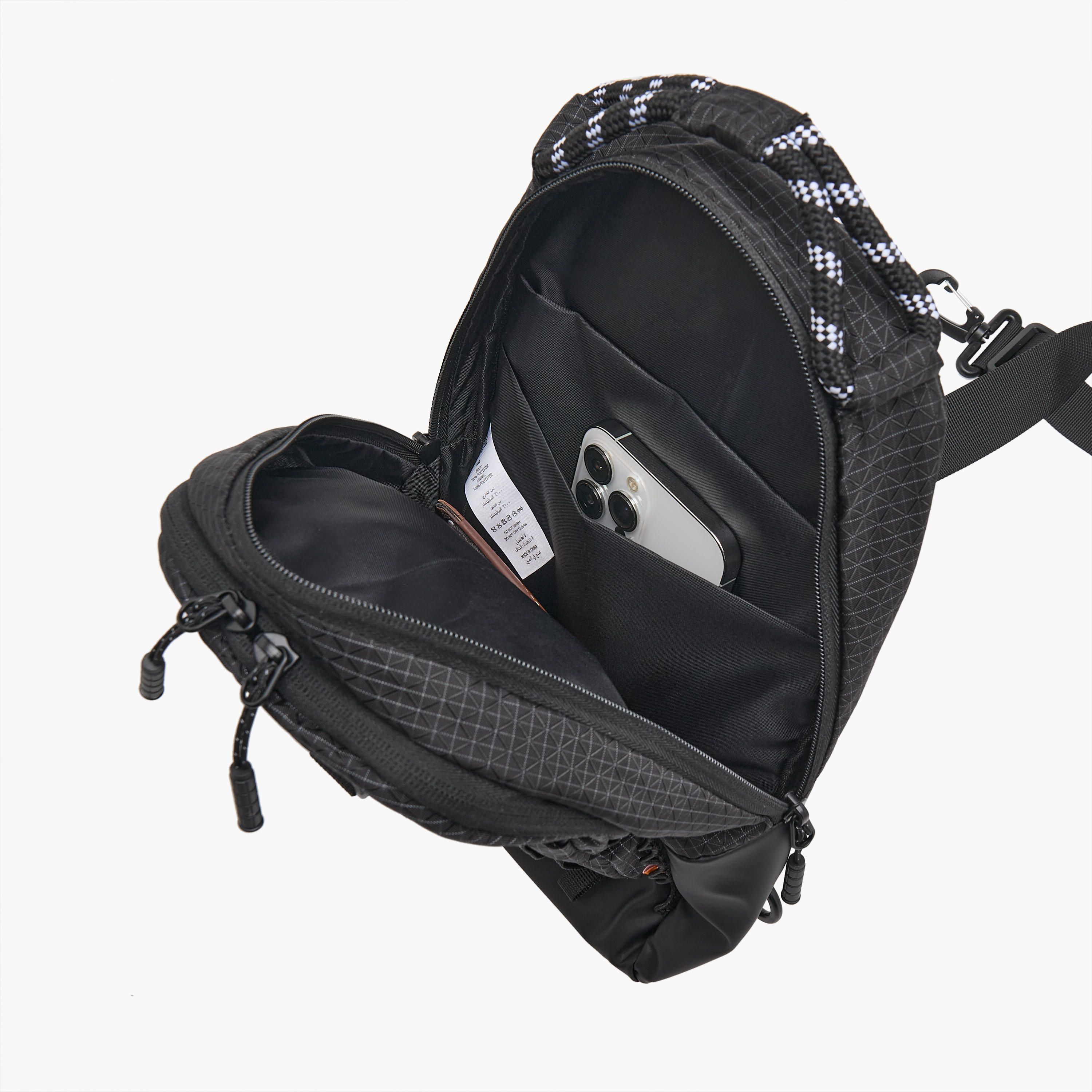 شنطة ظهر بحزام وطبعات من كابا - 30x19x9 سم-travel-accessories-image-9
